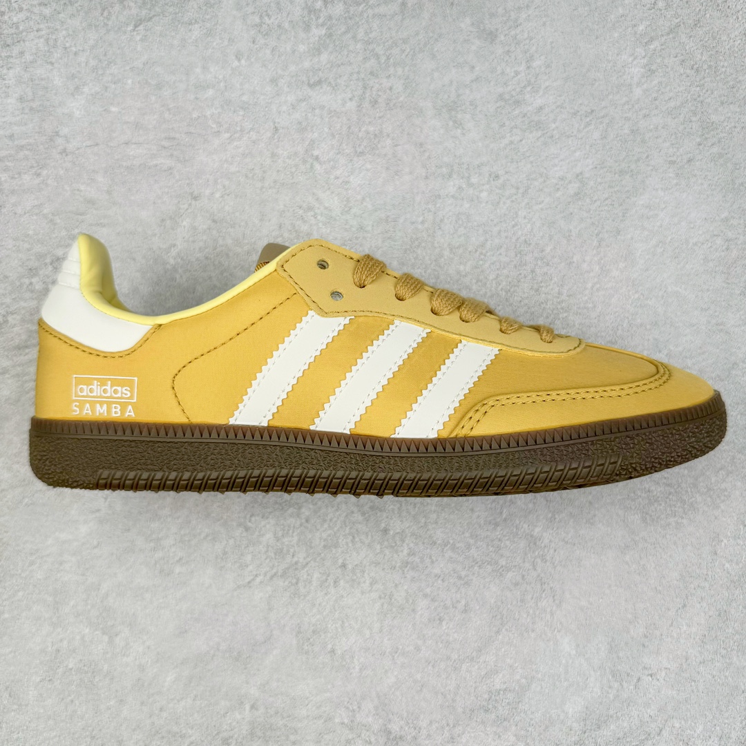 ＃福利特价 AD Original Samba OG 复古经典轻便板鞋 这款桑巴鞋展示了高质量的工艺 带有装饰的超锁缝制和无缝的手感 柔软、柔软的皮革造型和标志性的3条纹完成了精致的外观 正规合身鞋带 鞋面上有绒面鞋垫 橡胶鞋底 享受正畸套筒软感 自50年代首次亮相以来就一直在赢得粉丝的青睐 尺码：36 36.5 37 38 38.5 39 40 40.5 41 42 42.5 43 44 44.5 45-选品中心