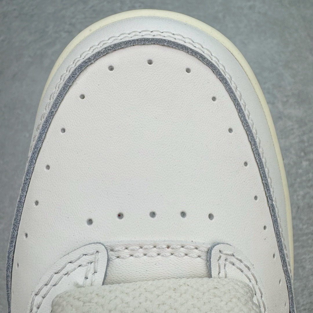 图片[17]-＃奥莱Zp订单福利 NK Gamma Force Low 伽玛空军系列低帮经典百搭休闲运动厚底板鞋 DX9176-102 独家渠道 市面未流通批次 奥莱直播间499 599一样的东西 碾压市面现存所有版本 公司一样的东西 超值回馈 帮你省钱 支持各种鉴定 这两年越来越多品牌玩起了复古风 尤其是NK 不仅推出做旧质感的球鞋 还带回不少元年鞋型 最近 一双 Gamma Force 迎来一款新配色 虽然它看起来和感觉起来像是 80 年代的发布 但 Gamma Force 实际上是该品牌的最新产品之一 整个鞋面采用米白色的皮革与翻毛皮材质覆盖 鞋面设计就是那股80年代的味道 细节部分搭配红、蓝、绿三色的融入 复古气质拉满 极具Vibe风 中底处加入了做旧工艺 重现老鞋质感 尺码：35.5 36 36.5 37.5 38 39 40 40.5 41 42 42.5 43 44 44.5 45-选品中心