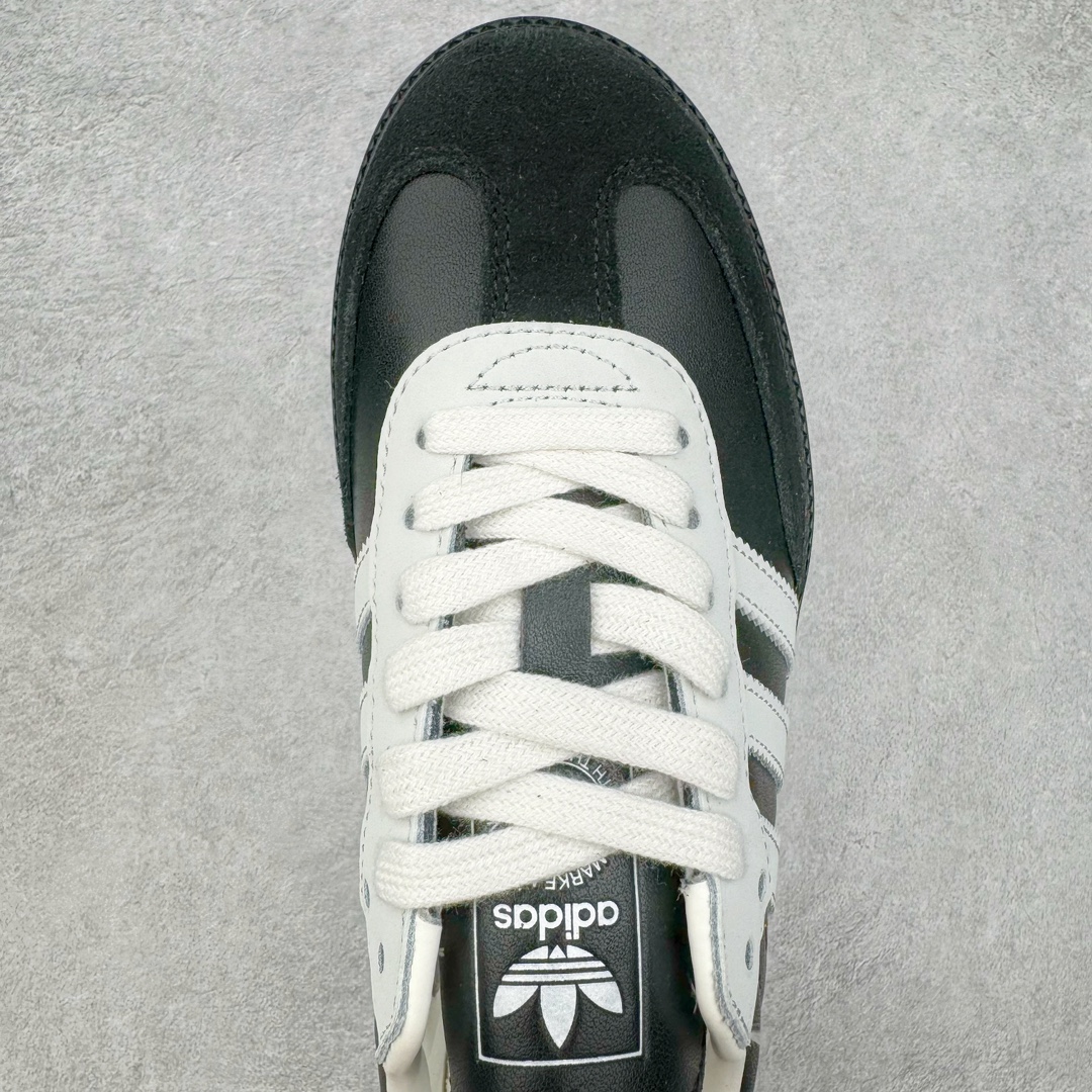 图片[4]-＃S2纯原 AD Original Samba OG 复古经典轻便板鞋 JP5282 原装头层牛皮加持 正确烫金高频细节 原装纳米超迁皮料 独家私模橡胶大底 原盒原配 正确黑色中底布 过宽过胶 这款桑巴鞋展示了高质量的工艺 带有装饰的超锁缝制和无缝的手感 柔软、柔软的皮革造型和标志性的3条纹完成了精致的外观 正规合身鞋带 鞋面上有绒面鞋垫 橡胶鞋底 享受正畸套筒软感 自50年代首次亮相以来就一直在赢得粉丝的青睐尺码：36 36.5 37.5 38 38.5 39 40 40.5 41 42 42.5 43 44 44.5 45-选品中心