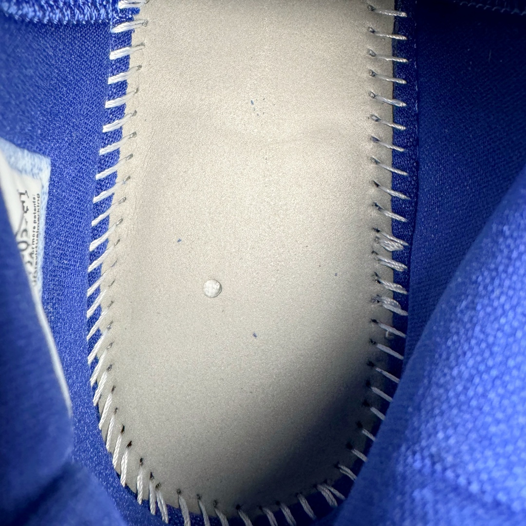 图片[10]-＃灭世/Max NK Zoom Kobe ZK5 科比5代 X-Ray 蓝色骨骼 HJ4303-400 灭世海外球员版 搭载最高工艺标准 版型 外观 细节 用料 不同于市场主流货品 拒绝杀猪套牌纯原套路 欢迎对比品鉴 外观升级点：鞋头冲孔 后跟海绵填充 飞线质感 碳板纹理 纸板对位 悉数升级对标ZP 用料升级点：前掌气垫➕后掌马蹄zoom（增配）澎湃脚感 完美解决正品后掌泡棉衰减问题 版型尺码升级：海外球员版 前掌包裹提升 尺码增加US13 47.5码 适配 职业球员 灭世纯原海外球员版『质 价 比』拉满 拳打杀猪纯原 脚踢一眼假通货 高端外贸渠道口碑爆炸 尺码：39 40 40.5 41 42 42.5 43 44 44.5 45 46 47.5-选品中心