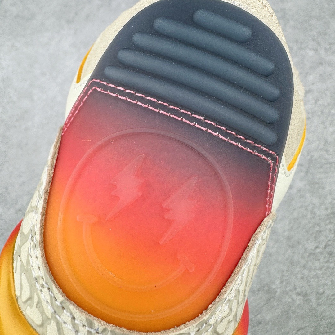 ＃渠道版 J Balvin x Air Jordan AJ3 联名白蓝红 彩虹渐变 FN0344-901