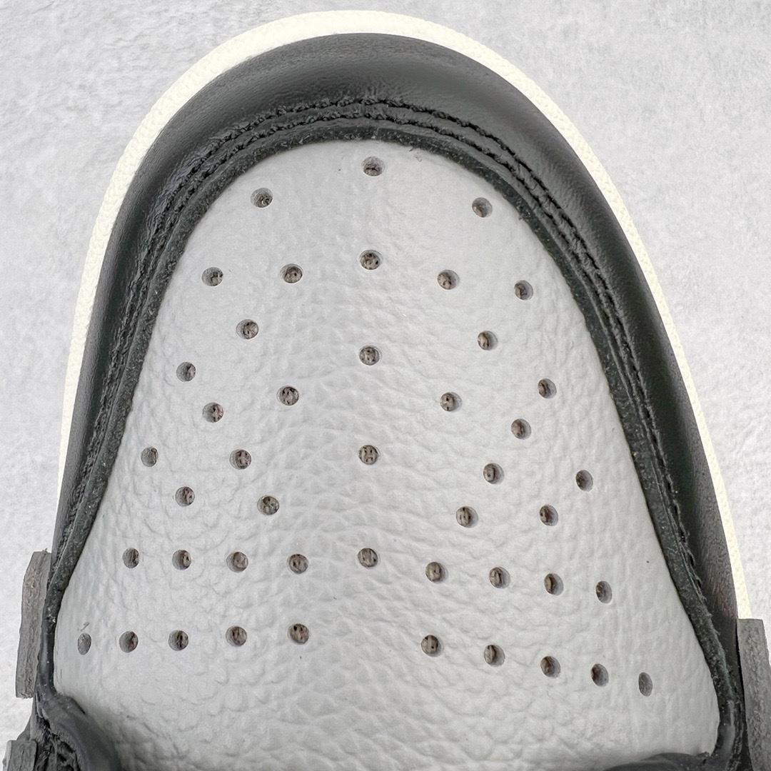 图片[13]-＃LJ渠道版福利 AMIRI Skel Top Low Sneakers 洛杉矶街头之王 高奢·埃米尔 骨骼低帮板鞋 白黑 区分市面所有在售版本 正确鞋舌外翻细节 正确骨头形状 正确双层加厚皮料 市面唯一正确批次 全套配件及包装物 鞋面采用手工切割和边缘涂漆的皮革和骨头贴花 并具有真皮鞋面和模压EVA鞋垫 高密度的电脑车线工艺 尺码：40 41 42 43 44 45-选品中心