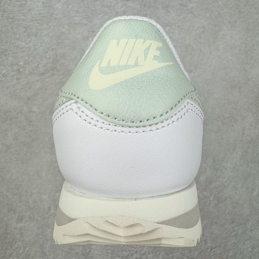 图片[8]-＃JC纯原 NK Classic Cortez Leather 阿甘复古初代皮革慢跑鞋 DN1791-106 实体平台指令订单 全套原纸板楦头开发 原厂数据大底磨具 一比一鞋头弧度高度鞋身弧度 细节品控鞋型随意对比 正确烫金高频细节 公司级标准检验QC 区分市面一切版本 完美复刻阿甘复古鞋型 尺码：35.5 36 36.5 37.5 38 38.5 39 40 40.5 41 42 42.5 43 44 45-选品中心