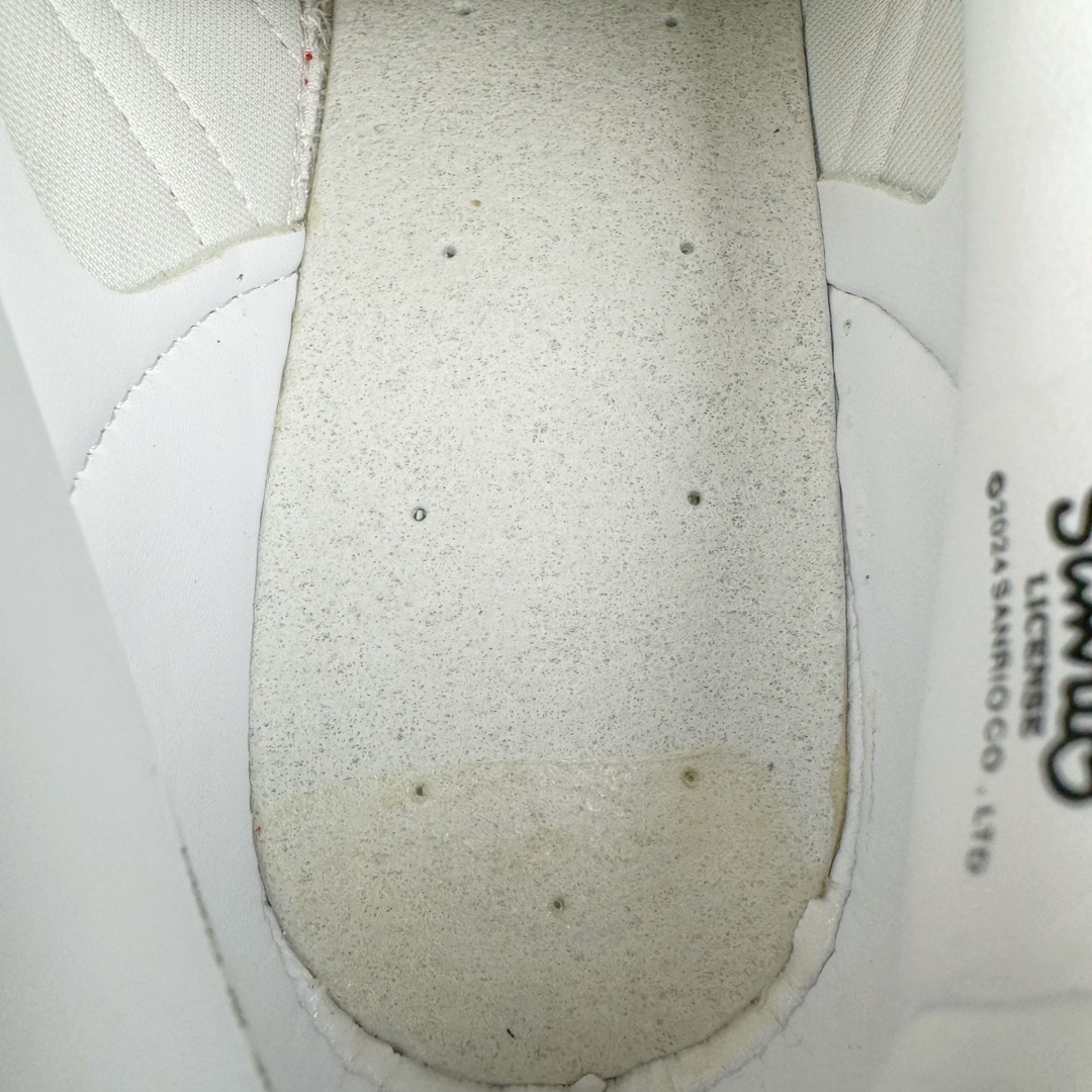 图片[10]-＃S2纯原 AD Original Gazelle Indoor Trainers 瞪羚室内鞋系列低帮复古百搭休闲运动德训风板鞋 II0013 高端零售特供批次 原厂定制长毛翻毛皮组合环保纤维革鞋面材质 内置环保海玻璃鞋垫 外置RB橡胶大底 产品品控稳定性领先行业 原厂全套原楦原纸板冲刀磨具开发 原厂皮料加持 原厂港宝加持定型后跟R度完美 将复古进行到底 简约流畅 三十年不变经典 这款Gazelle运动鞋 无论面料、配色、质感或设计 都只在重现其1991年原款的经典 皮革鞋面 撞色三条纹和鞋跟标的设计 力求呈现90年代的经典复古风潮 Samba火热的同时 也带动了其它的复古鞋型 Gazelle便是其中一只 Gazelle Indoor拥有包边更宽的T字型鞋头 更好的保护运动员的前掌 浓浓的复古氛围感 非常适合现在流行的Cleanfit风格 尺码：36 36.5 37.5 38 38.5 39 40 40.5 41 42 42.5 43 44 44.5 45 46-选品中心