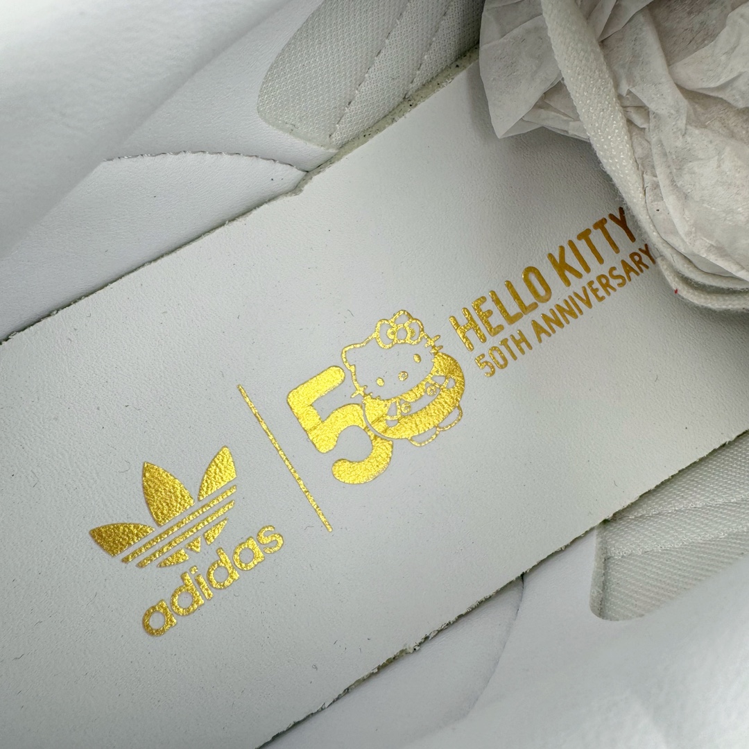 图片[13]-＃S2纯原 AD Original Gazelle Indoor Trainers 瞪羚室内鞋系列低帮复古百搭休闲运动德训风板鞋 II0013 高端零售特供批次 原厂定制长毛翻毛皮组合环保纤维革鞋面材质 内置环保海玻璃鞋垫 外置RB橡胶大底 产品品控稳定性领先行业 原厂全套原楦原纸板冲刀磨具开发 原厂皮料加持 原厂港宝加持定型后跟R度完美 将复古进行到底 简约流畅 三十年不变经典 这款Gazelle运动鞋 无论面料、配色、质感或设计 都只在重现其1991年原款的经典 皮革鞋面 撞色三条纹和鞋跟标的设计 力求呈现90年代的经典复古风潮 Samba火热的同时 也带动了其它的复古鞋型 Gazelle便是其中一只 Gazelle Indoor拥有包边更宽的T字型鞋头 更好的保护运动员的前掌 浓浓的复古氛围感 非常适合现在流行的Cleanfit风格 尺码：36 36.5 37.5 38 38.5 39 40 40.5 41 42 42.5 43 44 44.5 45 46-选品中心