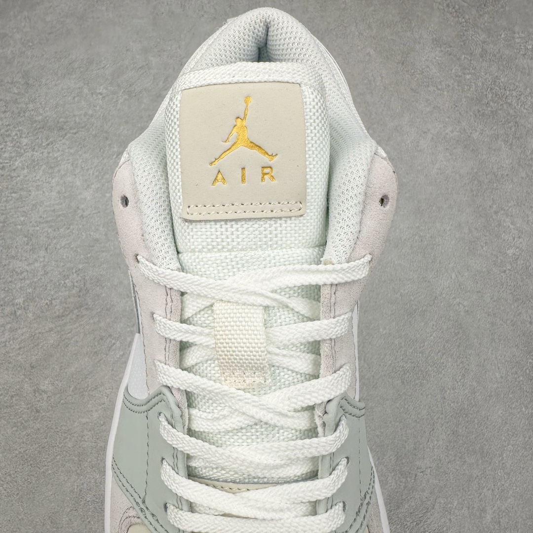 图片[5]-＃F版 超强套现福利 Air Jordan AJ1 Low 低帮系列 品质全新升级 七十多色陆续出货 知名大厂出品 工厂配套商长期套现 正常出厂触碰不到的单价 百分百全新货品 零氧化发霉 给足利润空间操作 超乎所想的高性价比 原装楦头纸板开发 完美鞋型 超高清洁度 鞋型不臃肿别扭 原厂内置全掌气垫 A模大底 鞋舌AJ原厂专用牛津布 AJ专用反口珍珠布 原厂无杂质高弹内里海棉 特殊封边弹力鞋带 原鞋开模 拒绝公底 购置公司同步原材料 都有细节原汁原味 忠于原版 尺码：36 36.5 37.5 38 38.5 39 40 40.5 41 42 42.5 43 44 44.5 45 46-选品中心