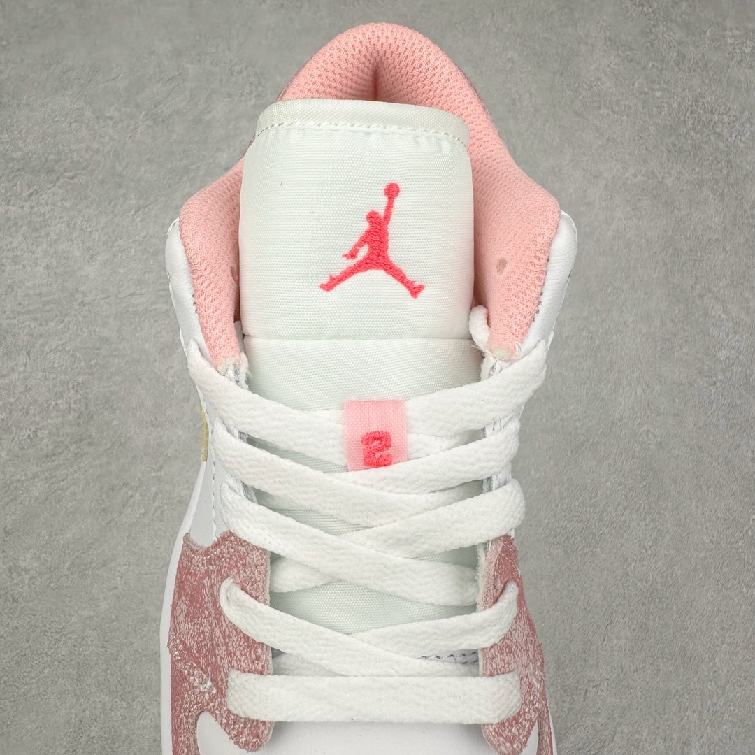 图片[5]-＃F版 超强套现福利 Air Jordan AJ1 Low 低帮系列 品质全新升级 七十多色陆续出货 知名大厂出品 工厂配套商长期套现 正常出厂触碰不到的单价 百分百全新货品 零氧化发霉 给足利润空间操作 超乎所想的高性价比 原装楦头纸板开发 完美鞋型 超高清洁度 鞋型不臃肿别扭 原厂内置全掌气垫 A模大底 鞋舌AJ原厂专用牛津布 AJ专用反口珍珠布 原厂无杂质高弹内里海棉 特殊封边弹力鞋带 原鞋开模 拒绝公底 购置公司同步原材料 都有细节原汁原味 忠于原版 尺码：36 36.5 37.5 38 38.5 39 40 40.5 41 42 42.5 43 44 44.5 45 46-选品中心