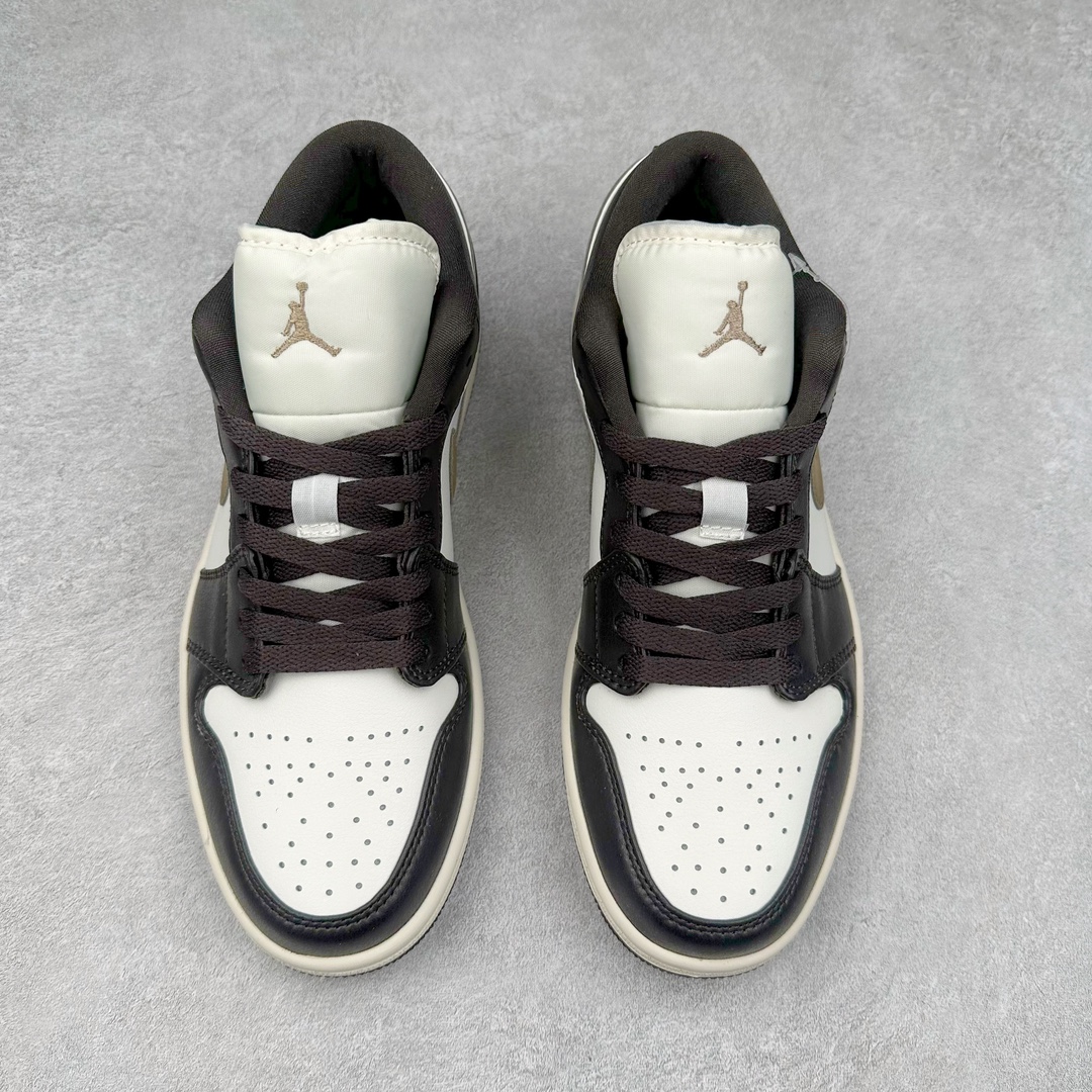 图片[2]-＃F版 超强套现福利 Air Jordan AJ1 Low 低帮系列 品质全新升级 七十多色陆续出货 知名大厂出品 工厂配套商长期套现 正常出厂触碰不到的单价 百分百全新货品 零氧化发霉 给足利润空间操作 超乎所想的高性价比 原装楦头纸板开发 完美鞋型 超高清洁度 鞋型不臃肿别扭 原厂内置全掌气垫 A模大底 鞋舌AJ原厂专用牛津布 AJ专用反口珍珠布 原厂无杂质高弹内里海棉 特殊封边弹力鞋带 原鞋开模 拒绝公底 购置公司同步原材料 都有细节原汁原味 忠于原版 尺码：36 36.5 37.5 38 38.5 39 40 40.5 41 42 42.5 43 44 44.5 45 46-选品中心