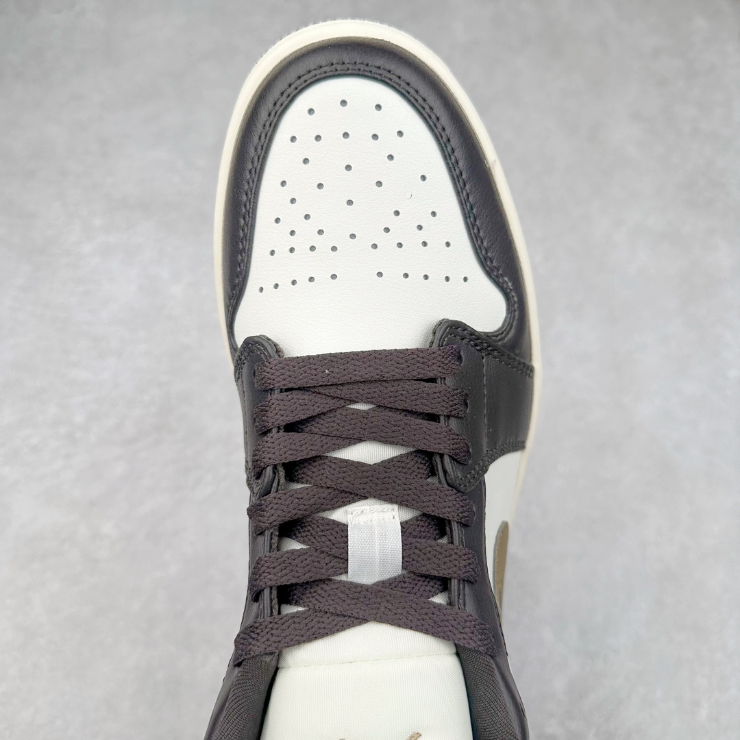 图片[4]-＃F版 超强套现福利 Air Jordan AJ1 Low 低帮系列 品质全新升级 七十多色陆续出货 知名大厂出品 工厂配套商长期套现 正常出厂触碰不到的单价 百分百全新货品 零氧化发霉 给足利润空间操作 超乎所想的高性价比 原装楦头纸板开发 完美鞋型 超高清洁度 鞋型不臃肿别扭 原厂内置全掌气垫 A模大底 鞋舌AJ原厂专用牛津布 AJ专用反口珍珠布 原厂无杂质高弹内里海棉 特殊封边弹力鞋带 原鞋开模 拒绝公底 购置公司同步原材料 都有细节原汁原味 忠于原版 尺码：36 36.5 37.5 38 38.5 39 40 40.5 41 42 42.5 43 44 44.5 45 46-选品中心