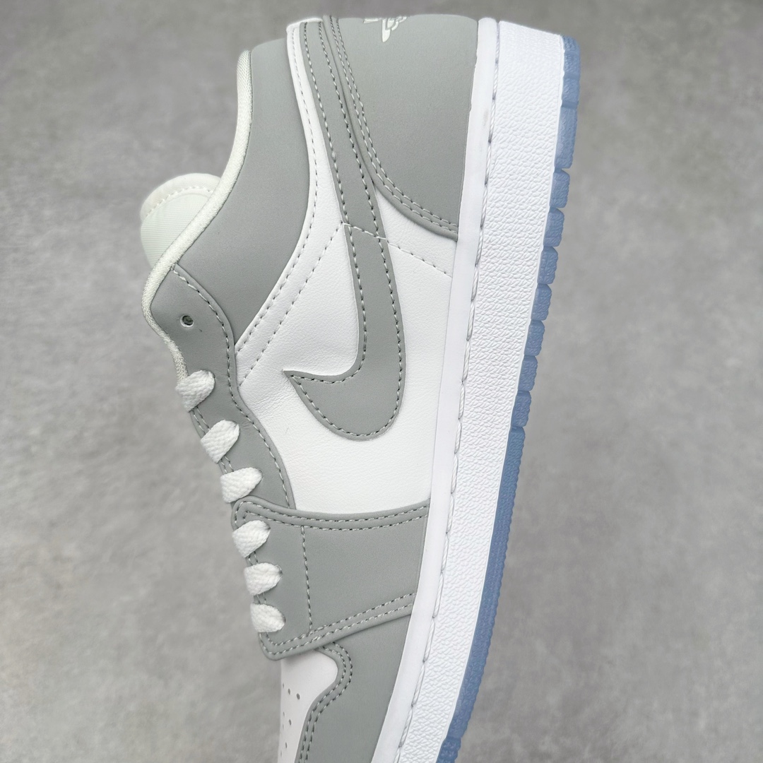 图片[7]-＃F版 超强套现福利 Air Jordan AJ1 Low 低帮系列 品质全新升级 七十多色陆续出货 知名大厂出品 工厂配套商长期套现 正常出厂触碰不到的单价 百分百全新货品 零氧化发霉 给足利润空间操作 超乎所想的高性价比 原装楦头纸板开发 完美鞋型 超高清洁度 鞋型不臃肿别扭 原厂内置全掌气垫 A模大底 鞋舌AJ原厂专用牛津布 AJ专用反口珍珠布 原厂无杂质高弹内里海棉 特殊封边弹力鞋带 原鞋开模 拒绝公底 购置公司同步原材料 都有细节原汁原味 忠于原版 尺码：36 36.5 37.5 38 38.5 39 40 40.5 41 42 42.5 43 44 44.5 45 46-选品中心