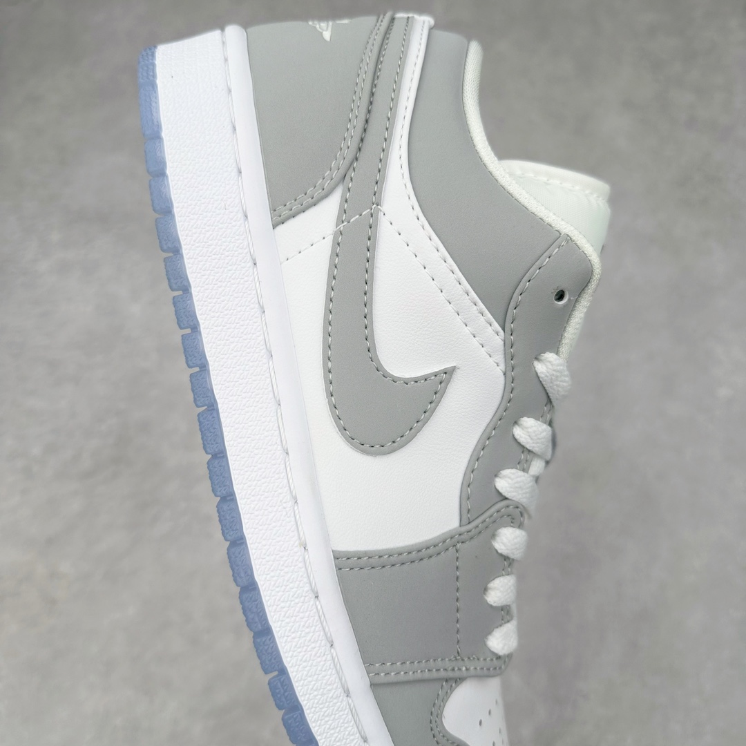 图片[6]-＃F版 超强套现福利 Air Jordan AJ1 Low 低帮系列 品质全新升级 七十多色陆续出货 知名大厂出品 工厂配套商长期套现 正常出厂触碰不到的单价 百分百全新货品 零氧化发霉 给足利润空间操作 超乎所想的高性价比 原装楦头纸板开发 完美鞋型 超高清洁度 鞋型不臃肿别扭 原厂内置全掌气垫 A模大底 鞋舌AJ原厂专用牛津布 AJ专用反口珍珠布 原厂无杂质高弹内里海棉 特殊封边弹力鞋带 原鞋开模 拒绝公底 购置公司同步原材料 都有细节原汁原味 忠于原版 尺码：36 36.5 37.5 38 38.5 39 40 40.5 41 42 42.5 43 44 44.5 45 46-选品中心