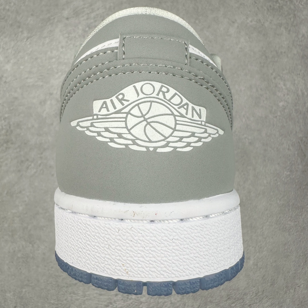 图片[8]-＃F版 超强套现福利 Air Jordan AJ1 Low 低帮系列 品质全新升级 七十多色陆续出货 知名大厂出品 工厂配套商长期套现 正常出厂触碰不到的单价 百分百全新货品 零氧化发霉 给足利润空间操作 超乎所想的高性价比 原装楦头纸板开发 完美鞋型 超高清洁度 鞋型不臃肿别扭 原厂内置全掌气垫 A模大底 鞋舌AJ原厂专用牛津布 AJ专用反口珍珠布 原厂无杂质高弹内里海棉 特殊封边弹力鞋带 原鞋开模 拒绝公底 购置公司同步原材料 都有细节原汁原味 忠于原版 尺码：36 36.5 37.5 38 38.5 39 40 40.5 41 42 42.5 43 44 44.5 45 46-选品中心