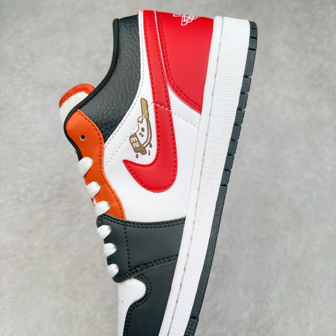 图片[7]-Air Jordan AJ1 Low 低帮系列 品质全新升级 知名大厂出品 工厂配套商长期套现 正常出厂触碰不到的单价 百分百全新货品 零氧化发霉 给足利润空间操作 超乎所想的高性价比 原装楦头纸板开发 完美鞋型 超高清洁度 鞋型不臃肿别扭 原厂内置全掌气垫 A模大底 鞋舌AJ原厂专用牛津布 AJ专用反口珍珠布 原厂无杂质高弹内里海棉 特殊封边弹力鞋带 原鞋开模 拒绝公底 购置公司同步原材料 都有细节原汁原味 忠于原版 尺码：36 36.5 37.5 38 38.5 39 40 40.5 41 42 42.5 43 44 44.5 45 46-选品中心