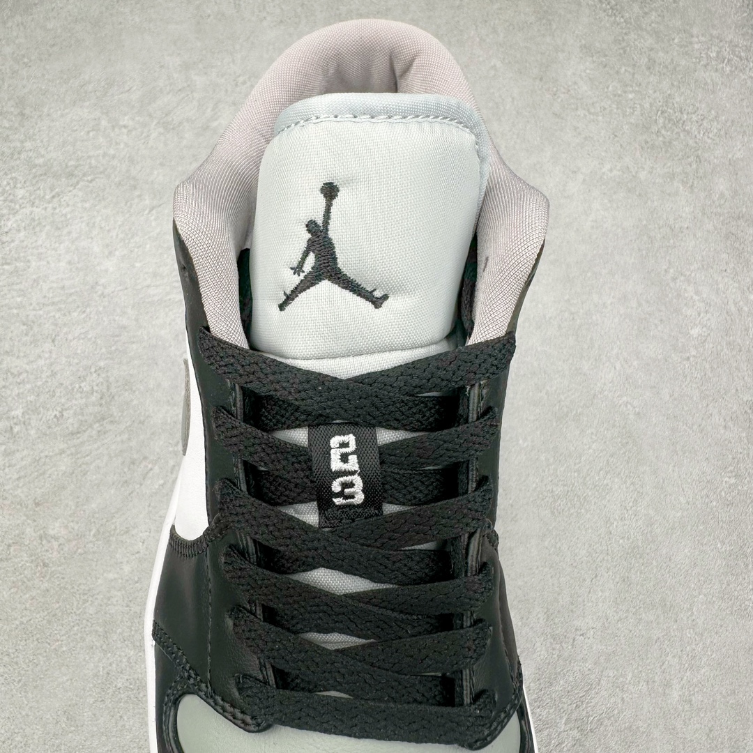 图片[5]-＃F版 超强套现福利 Air Jordan AJ1 Low 低帮系列 品质全新升级 七十多色陆续出货 知名大厂出品 工厂配套商长期套现 正常出厂触碰不到的单价 百分百全新货品 零氧化发霉 给足利润空间操作 超乎所想的高性价比 原装楦头纸板开发 完美鞋型 超高清洁度 鞋型不臃肿别扭 原厂内置全掌气垫 A模大底 鞋舌AJ原厂专用牛津布 AJ专用反口珍珠布 原厂无杂质高弹内里海棉 特殊封边弹力鞋带 原鞋开模 拒绝公底 购置公司同步原材料 都有细节原汁原味 忠于原版 尺码：36 36.5 37.5 38 38.5 39 40 40.5 41 42 42.5 43 44 44.5 45 46-选品中心