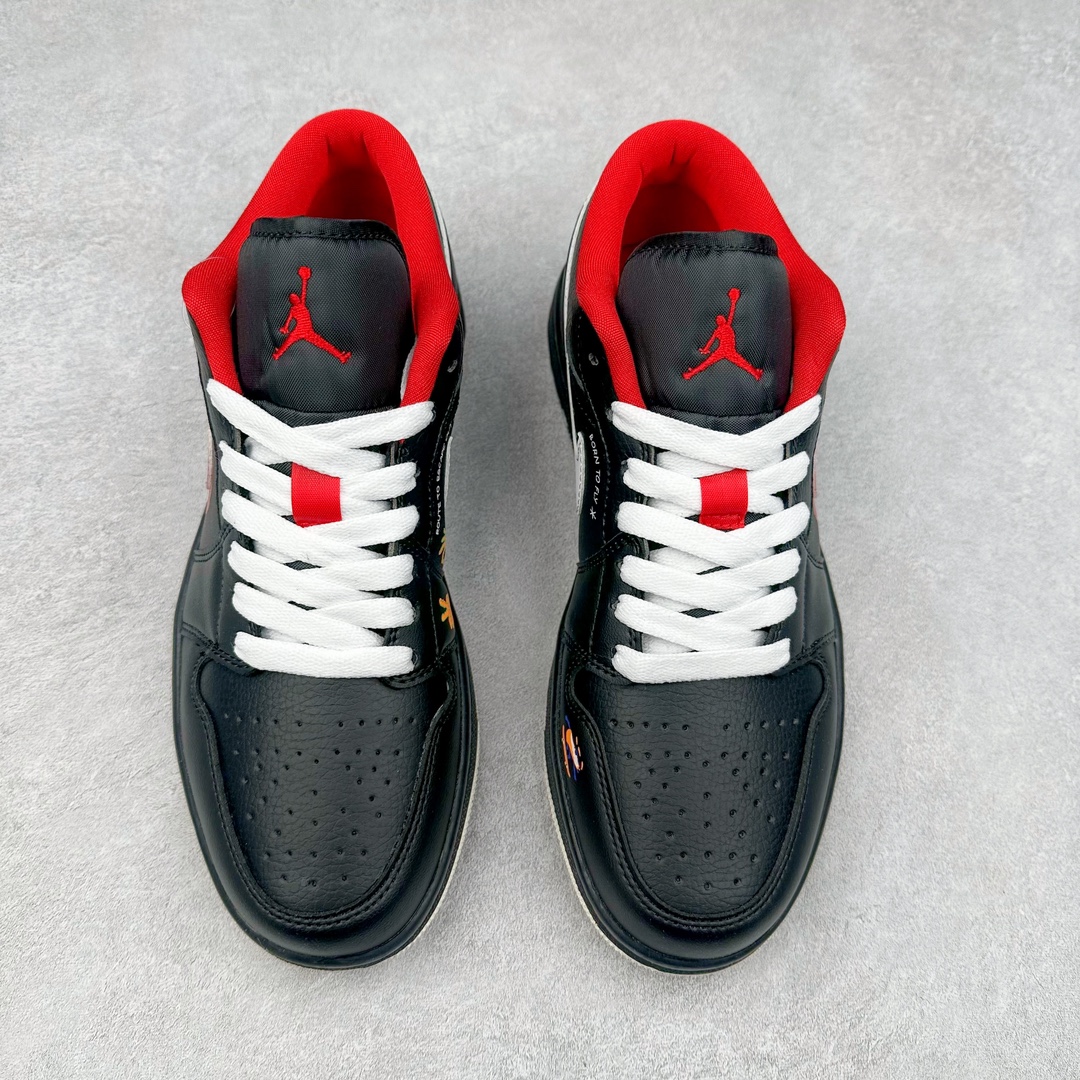 图片[2]-Air Jordan AJ1 Low 低帮系列 品质全新升级 知名大厂出品 工厂配套商长期套现 正常出厂触碰不到的单价 百分百全新货品 零氧化发霉 给足利润空间操作 超乎所想的高性价比 原装楦头纸板开发 完美鞋型 超高清洁度 鞋型不臃肿别扭 原厂内置全掌气垫 A模大底 鞋舌AJ原厂专用牛津布 AJ专用反口珍珠布 原厂无杂质高弹内里海棉 特殊封边弹力鞋带 原鞋开模 拒绝公底 购置公司同步原材料 都有细节原汁原味 忠于原版 尺码：36 36.5 37.5 38 38.5 39 40 40.5 41 42 42.5 43 44 44.5 45 46-选品中心