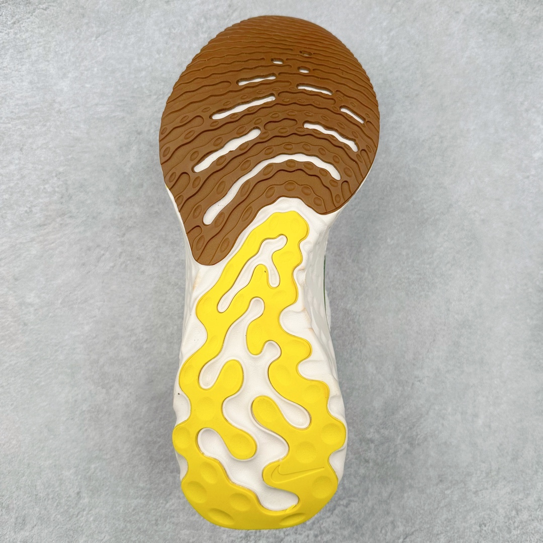 图片[9]-NK ZoomX Invincible Run Flyknit FK3 不可战胜3代系列轻量飞织低帮休闲运动慢跑鞋 DO9496 此鞋专为短跑运动员而生，是为 5 至 10 公里距离的赛事和训练打造。整体设计采用流线型的轻质工程网眼材质构成鞋面，并与其他 Running 旗舰鞋款同样搭载全脚掌 ZoomX 缓冲中底，搭配 Pebax 物料与橡胶外底。ZoomX StreakFly 首发配色以“Prototype”呈现，其灵感是来自开发期间的磨损测试，透过编号的标记与内侧的预期跑步距离突出研发过程。尺码：36 36.5 37.5 38 38.5 39 40 40.5 41 42 42.5 43 44 44.5 45-选品中心