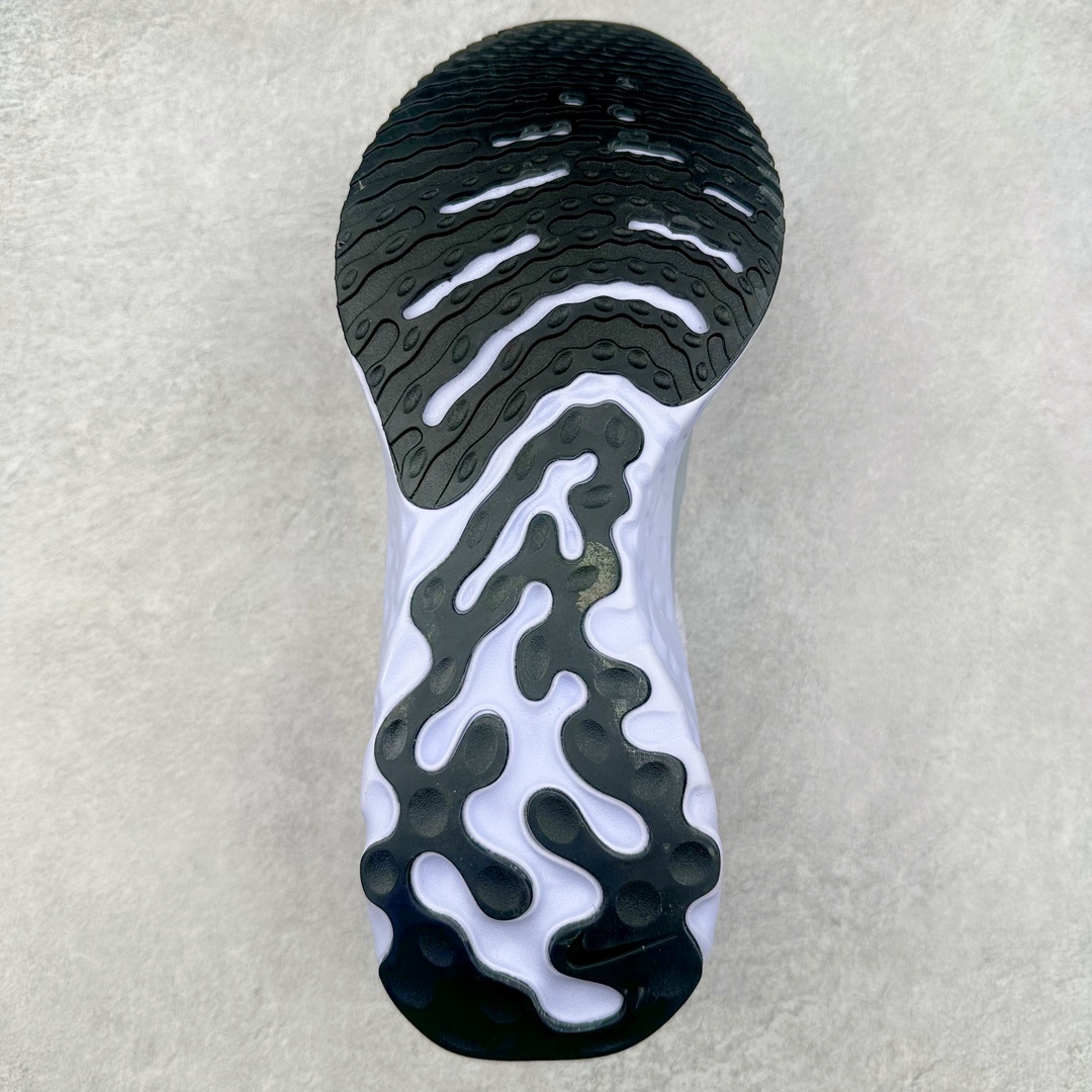 图片[9]-NK ZoomX Invincible Run Flyknit FK3 不可战胜3代系列轻量飞织低帮休闲运动慢跑鞋 DO9496 此鞋专为短跑运动员而生，是为 5 至 10 公里距离的赛事和训练打造。整体设计采用流线型的轻质工程网眼材质构成鞋面，并与其他 Running 旗舰鞋款同样搭载全脚掌 ZoomX 缓冲中底，搭配 Pebax 物料与橡胶外底。ZoomX StreakFly 首发配色以“Prototype”呈现，其灵感是来自开发期间的磨损测试，透过编号的标记与内侧的预期跑步距离突出研发过程。尺码：36 36.5 37.5 38 38.5 39 40 40.5 41 42 42.5 43 44 44.5 45-选品中心