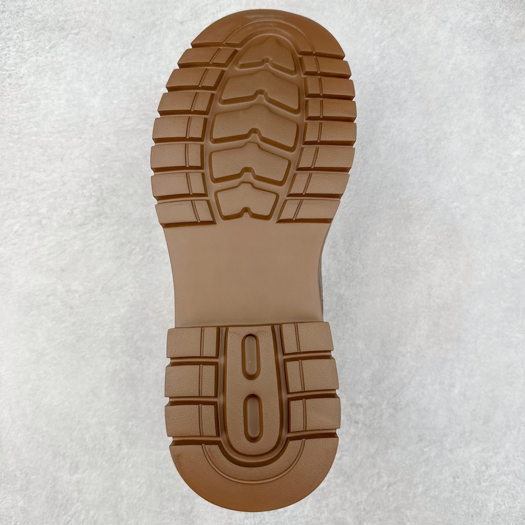 图片[9]-Timberland添柏岚/天伯伦户外中帮休闲马丁靴2024秋冬 系列广东大厂品质 原盒原包装 面料采用意大利🇮🇹顶级细纹牛皮搭配防臭防腐真皮乳胶鞋垫 给您完美的穿着体验 质量考究耐穿型男必备 专治不帅 高品质脚感一流 尺码：39 40 41 42 43 44（皮鞋码）-选品中心