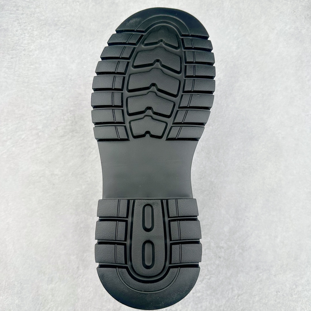 图片[9]-Timberland添柏岚/天伯伦户外中帮休闲马丁靴2024秋冬 系列广东大厂品质 原盒原包装 面料采用意大利🇮🇹顶级细纹牛皮搭配防臭防腐真皮乳胶鞋垫 给您完美的穿着体验 质量考究耐穿型男必备 专治不帅 高品质脚感一流 尺码：39 40 41 42 43 44（皮鞋码）-选品中心