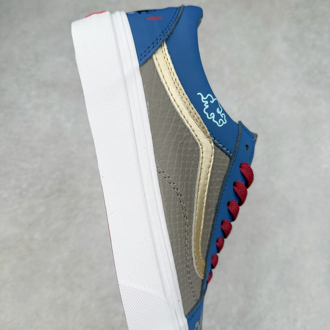 图片[6]-Vans Old Skool 黑神话悟空 祥云龙纹 游戏主题 解构复古减震耐磨轻便低帮板鞋 男女同款 米蓝黑 灵感来源以黑神话悟空为主题 蓝黑金的配色搭配 加上金色勾子解构设计 祥云和龙纹图案 简约又百搭 要说最近最为热议的网络话题 非「黑神话：悟空」莫属了 这个里程碑式的国产3A游戏大作 已经完全出圈 而「黑神话：悟空」主题的球鞋 也悄悄然的浮出水面 一直热衷于球鞋概念画创作的创意艺术家 @nobrainer.psd 将他对于「黑神话：悟空」的理解 以球鞋为载体进行了诠释 他选用了游戏中的主角造型为主题 基于NK Vans Old Skool 鞋型进行创作 不仅选取了服装色调营造游戏氛围 金色的Swoosh 加上祥云、龙纹的装饰 还真颇有一番滋味。尺码：35 36 36.5 37 38 38.5 39 40 40.5 41 42 42.5 43 44-选品中心