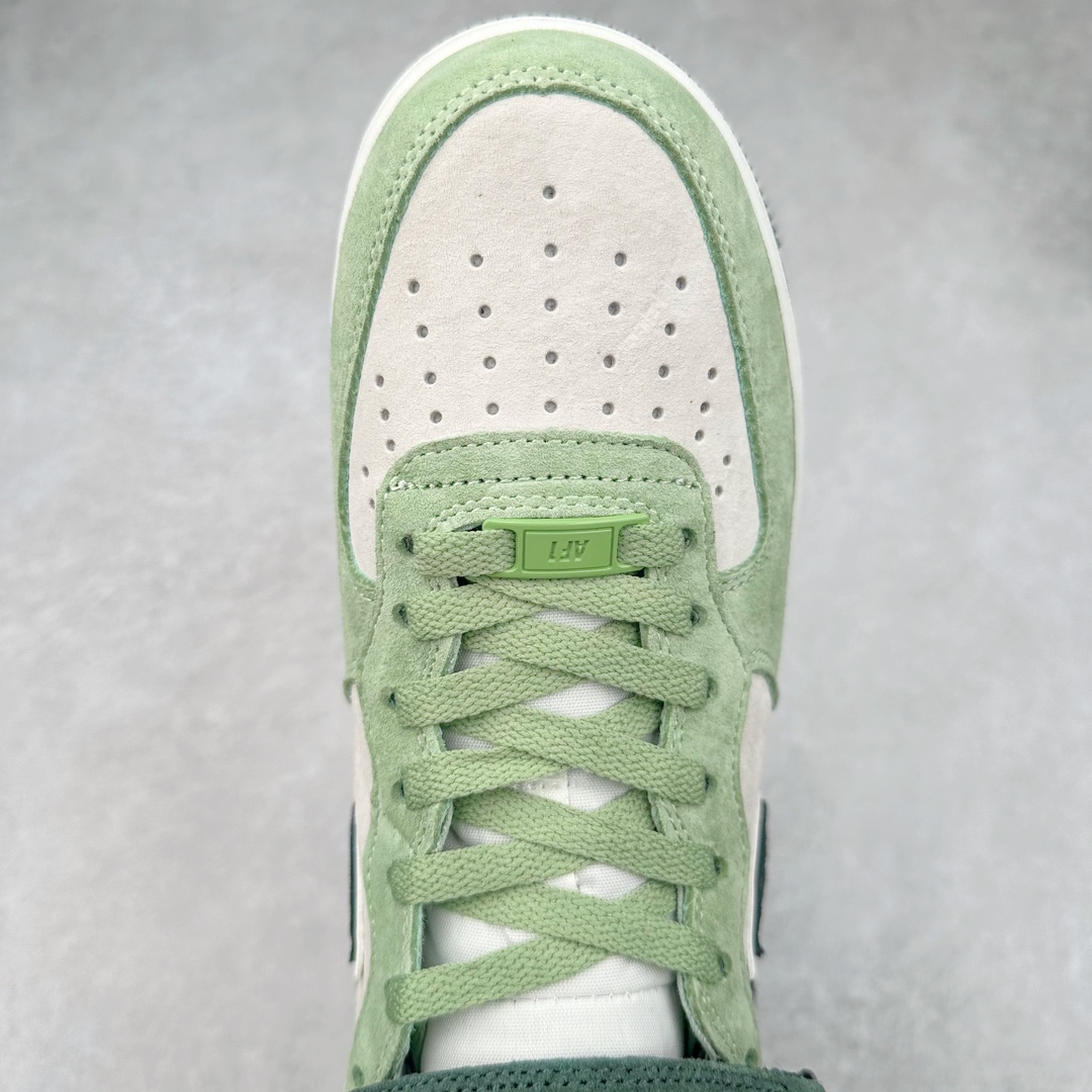 图片[4]-NK Air Force 1 Mid 空军一号中帮高帮百搭休闲运动板鞋 CG9908-103 柔软、弹性十足的缓震性能和出色的中底设计 横跨复古与现代的外型结合 造就出风靡全球三十多年的Force 1 尺码：36 36.5 37.5 38 38.5 39 40 40.5 41 42 42.5 43 44 44.5 45-选品中心