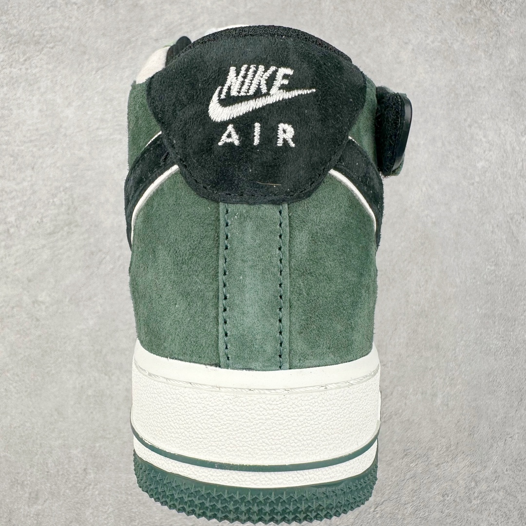 图片[8]-NK Air Force 1 Mid 空军一号中帮高帮百搭休闲运动板鞋 CG9908-103 柔软、弹性十足的缓震性能和出色的中底设计 横跨复古与现代的外型结合 造就出风靡全球三十多年的Force 1 尺码：36 36.5 37.5 38 38.5 39 40 40.5 41 42 42.5 43 44 44.5 45-选品中心