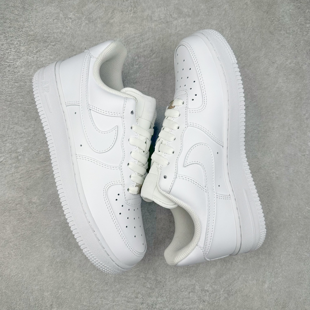 图片[3]-＃特价福利 NK Air Force 1´07 Low 空军一号百搭休闲运动板鞋 柔软、弹性十足的缓震性能和出色的中底设计 横跨复古与现代的外型结合 造就出风靡全球三十多年的Force 1 直到今天还深受青睐 尺码：35.5 36 36.5 37.5 38 38.5 39 40 40.5 41 42 42.5 43 44 44.5 45-选品中心