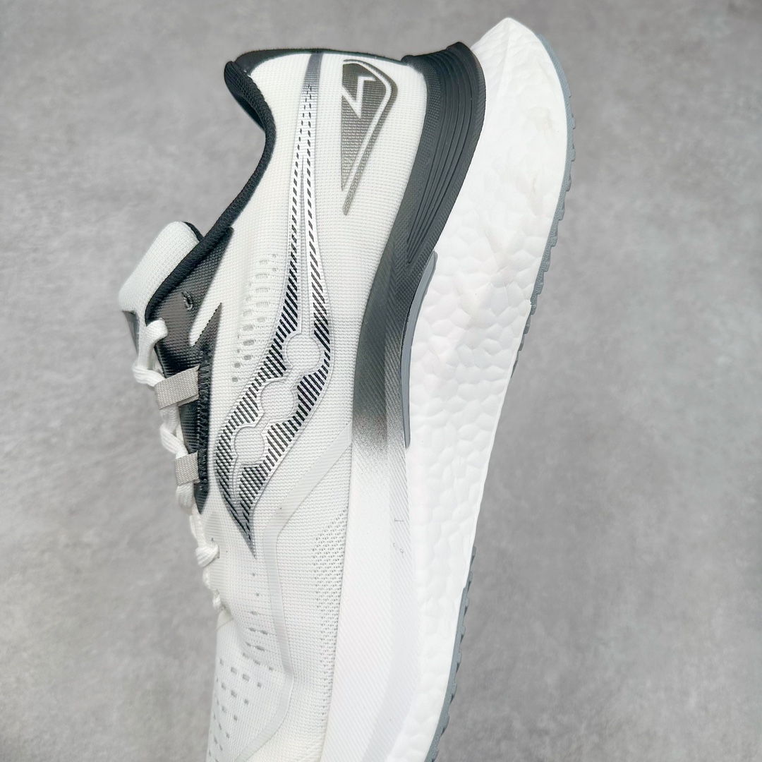 图片[7]-慢跑鞋中的劳斯莱斯 Saucony Endorphin Speed 索康尼啡速4代舒适织物低帮训练跑步鞋 尼龙板厚底竞速训练鞋 #原数据开发纸版楦型 #采用工学透气针织布鞋面材质 #内嵌3D环绕包裹缓震鞋垫 #外置镂空XT-900防滑橡胶大底❗️ #啡速属于减配版，推进力较为温和，尼龙板刚性也不强，驾驭门槛较低，适合进阶跑者日常训练及短距离比赛，适合精英跑者竞速训练。 #中底采用加厚的 PWRRUN PB缓震泡棉，有效减少触地带来的冲击力，能量回馈高达90%，缓震和回弹表现出色。S型飞翼尼龙板结合快速滚动科技，提供推进力的同时，还加强了稳定支撑保护，前后掌过渡也更加流畅。 尺码：40 40.5 41 42 42.5 43 44 44.5 45 女鞋后续待出-选品中心