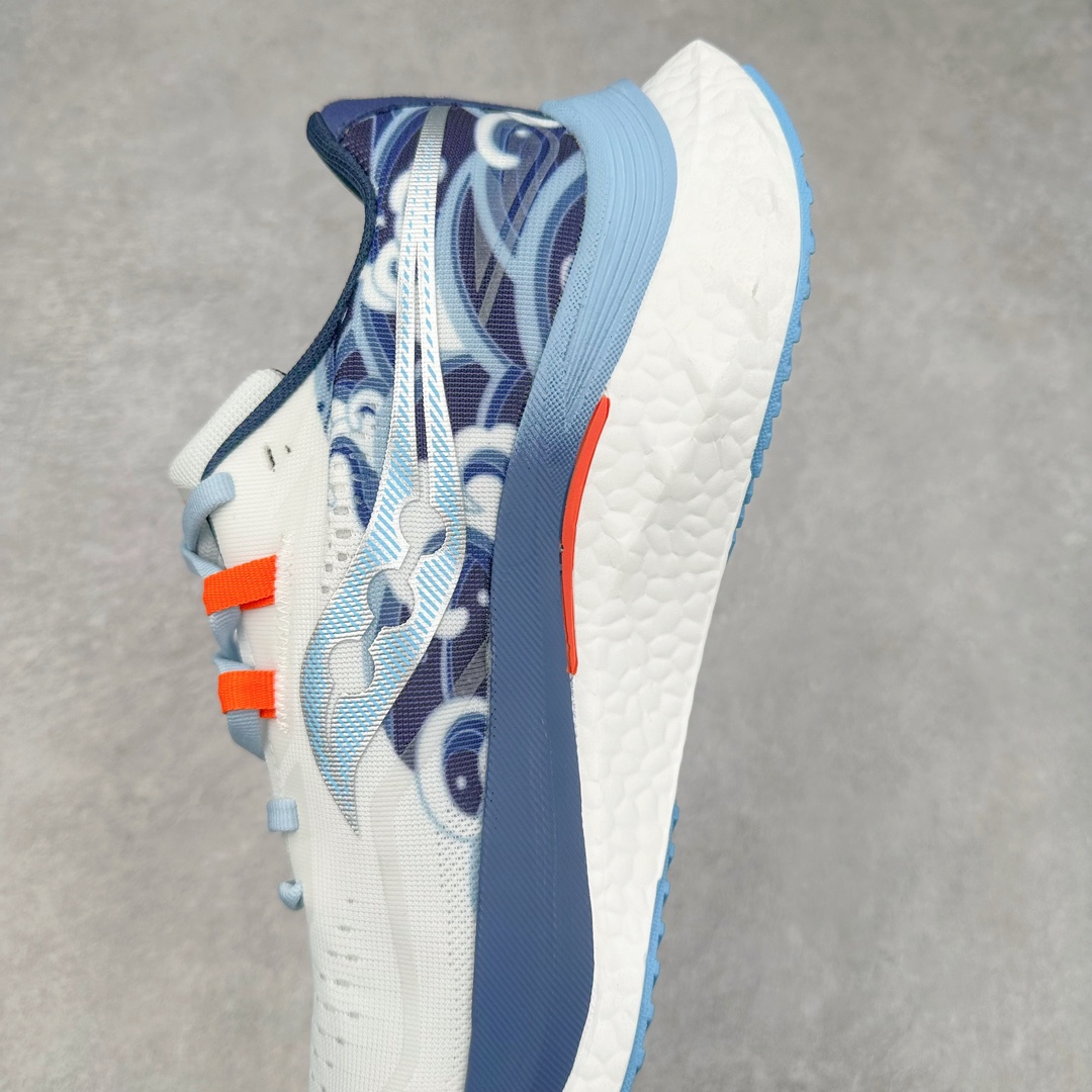 图片[7]-慢跑鞋中的劳斯莱斯 Saucony Endorphin Speed 索康尼啡速4代舒适织物低帮训练跑步鞋 尼龙板厚底竞速训练鞋 #原数据开发纸版楦型 #采用工学透气针织布鞋面材质 #内嵌3D环绕包裹缓震鞋垫 #外置镂空XT-900防滑橡胶大底❗️ #啡速属于减配版，推进力较为温和，尼龙板刚性也不强，驾驭门槛较低，适合进阶跑者日常训练及短距离比赛，适合精英跑者竞速训练。 #中底采用加厚的 PWRRUN PB缓震泡棉，有效减少触地带来的冲击力，能量回馈高达90%，缓震和回弹表现出色。S型飞翼尼龙板结合快速滚动科技，提供推进力的同时，还加强了稳定支撑保护，前后掌过渡也更加流畅。 尺码：40 40.5 41 42 42.5 43 44 44.5 45 女鞋后续待出-选品中心