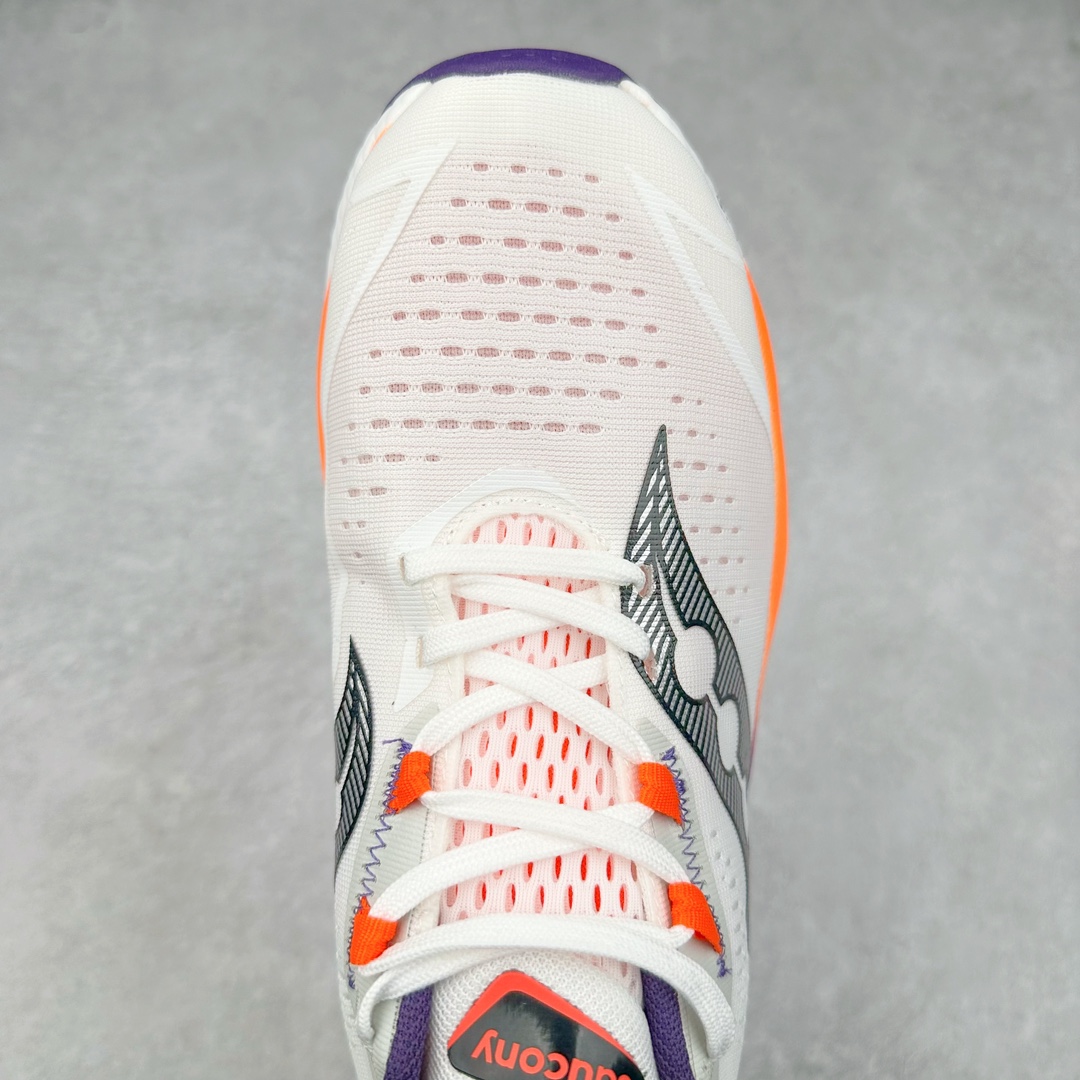 图片[4]-慢跑鞋中的劳斯莱斯 Saucony Endorphin Speed 索康尼啡速4代舒适织物低帮训练跑步鞋 尼龙板厚底竞速训练鞋 #原数据开发纸版楦型 #采用工学透气针织布鞋面材质 #内嵌3D环绕包裹缓震鞋垫 #外置镂空XT-900防滑橡胶大底❗️ #啡速属于减配版，推进力较为温和，尼龙板刚性也不强，驾驭门槛较低，适合进阶跑者日常训练及短距离比赛，适合精英跑者竞速训练。 #中底采用加厚的 PWRRUN PB缓震泡棉，有效减少触地带来的冲击力，能量回馈高达90%，缓震和回弹表现出色。S型飞翼尼龙板结合快速滚动科技，提供推进力的同时，还加强了稳定支撑保护，前后掌过渡也更加流畅。 尺码：40 40.5 41 42 42.5 43 44 44.5 45 女鞋后续待出-选品中心