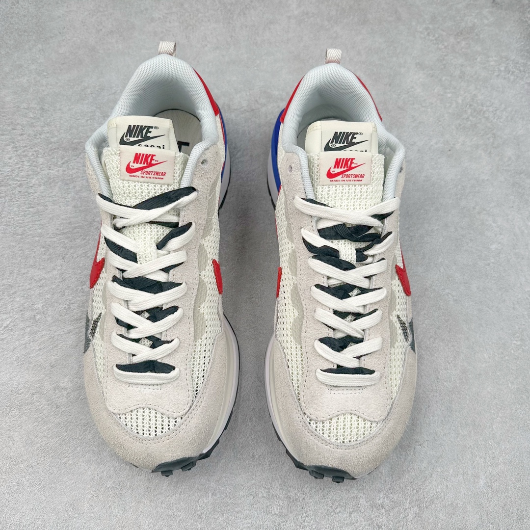 图片[2]-＃神版特价 Sacai x NK VaporWaffle 联名款华夫3.0潮流休闲增高运动鞋 海外高端零售专属订单 只服务市场百分之五高端客户 全套原楦原纸版原鞋开模 全网最具灵魂的版型 皮料卡色质感均保持原鞋一致 原装油墨Logo手工描漆 原装大底米色部分外尖内方 大底开口上翘弧度 后跟开口弧度高度原鞋一致 全鞋电脑针车 原厂鞋舌织唛标 原盒原配 中文合格证质保卡 客订外包保护盒‼️尺码：35.5 36 36.5 37.5 38 38.5 39 40 40.5 41 42 42.5 43 44 44.5 45 46 47.5-选品中心