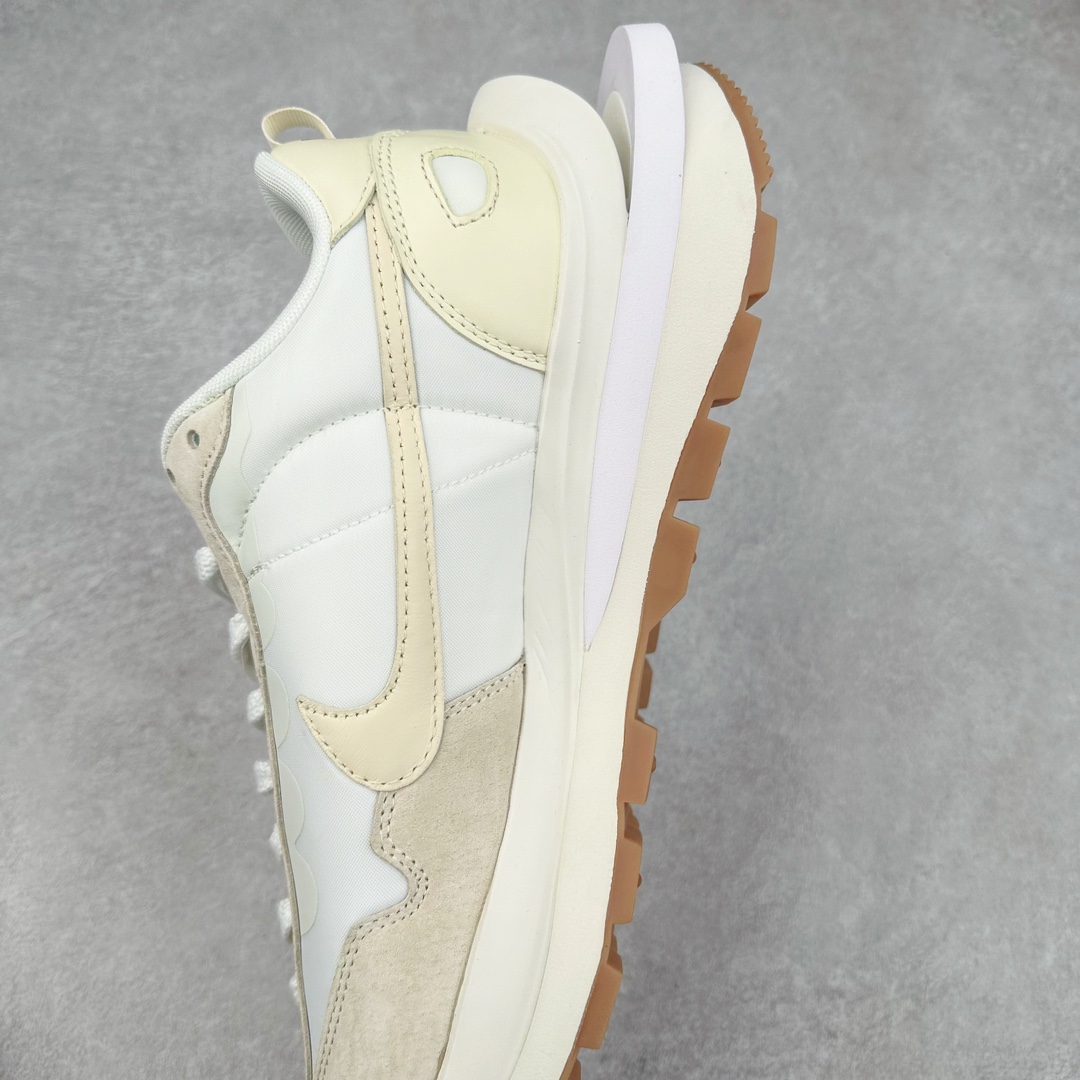 图片[7]-＃神版特价 Sacai x NK VaporWaffle 联名款华夫3.0潮流休闲增高运动鞋 海外高端零售专属订单 只服务市场百分之五高端客户 全套原楦原纸版原鞋开模 全网最具灵魂的版型 皮料卡色质感均保持原鞋一致 原装油墨Logo手工描漆 原装大底米色部分外尖内方 大底开口上翘弧度 后跟开口弧度高度原鞋一致 全鞋电脑针车 原厂鞋舌织唛标 原盒原配 中文合格证质保卡 客订外包保护盒‼️尺码：35.5 36 36.5 37.5 38 38.5 39 40 40.5 41 42 42.5 43 44 44.5 45 46 47.5-选品中心