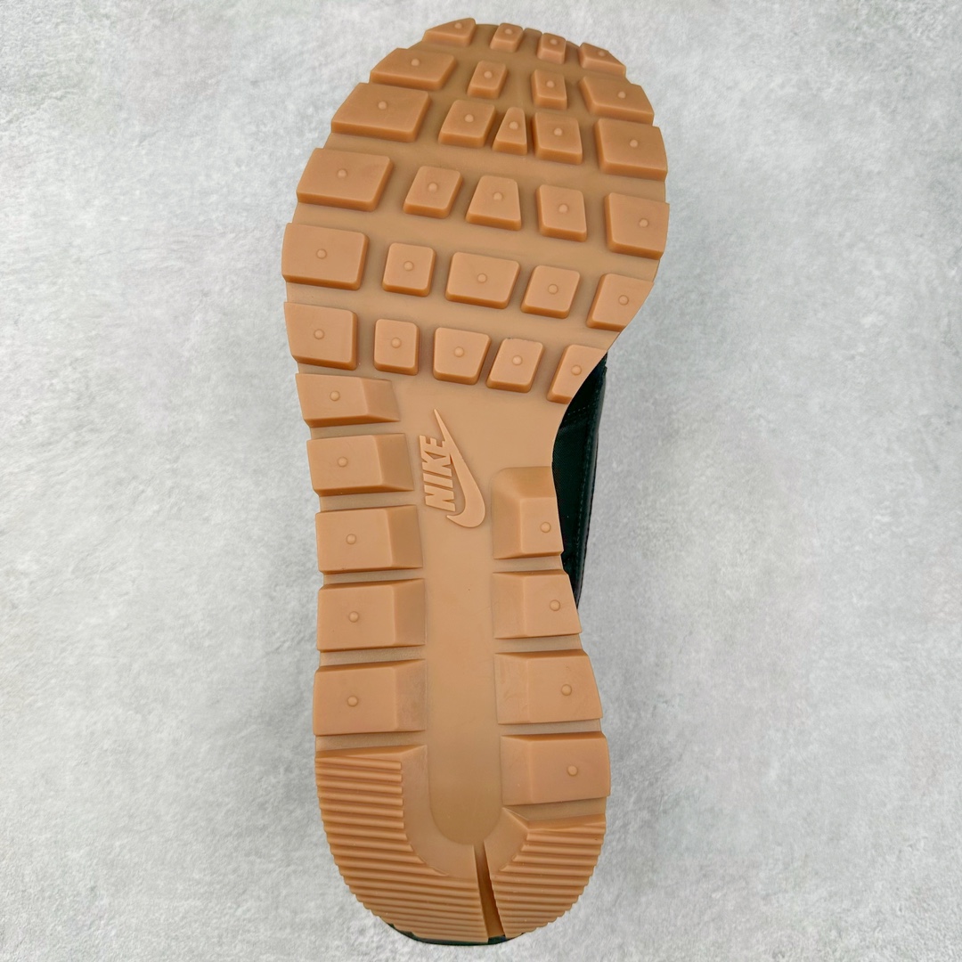 图片[9]-＃神版特价 Sacai x NK VaporWaffle 联名款华夫3.0潮流休闲增高运动鞋 海外高端零售专属订单 只服务市场百分之五高端客户 全套原楦原纸版原鞋开模 全网最具灵魂的版型 皮料卡色质感均保持原鞋一致 原装油墨Logo手工描漆 原装大底米色部分外尖内方 大底开口上翘弧度 后跟开口弧度高度原鞋一致 全鞋电脑针车 原厂鞋舌织唛标 原盒原配 中文合格证质保卡 客订外包保护盒‼️尺码：35.5 36 36.5 37.5 38 38.5 39 40 40.5 41 42 42.5 43 44 44.5 45 46 47.5-选品中心