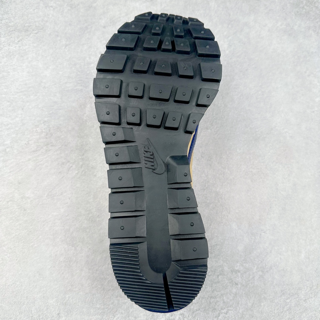 图片[9]-＃神版特价 Sacai x NK VaporWaffle 联名款华夫3.0潮流休闲增高运动鞋 海外高端零售专属订单 只服务市场百分之五高端客户 全套原楦原纸版原鞋开模 全网最具灵魂的版型 皮料卡色质感均保持原鞋一致 原装油墨Logo手工描漆 原装大底米色部分外尖内方 大底开口上翘弧度 后跟开口弧度高度原鞋一致 全鞋电脑针车 原厂鞋舌织唛标 原盒原配 中文合格证质保卡 客订外包保护盒‼️尺码：35.5 36 36.5 37.5 38 38.5 39 40 40.5 41 42 42.5 43 44 44.5 45 46 47.5-选品中心
