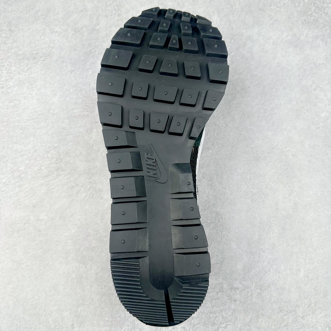 图片[9]-＃神版特价 Sacai x NK VaporWaffle 联名款华夫3.0潮流休闲增高运动鞋 海外高端零售专属订单 只服务市场百分之五高端客户 全套原楦原纸版原鞋开模 全网最具灵魂的版型 皮料卡色质感均保持原鞋一致 原装油墨Logo手工描漆 原装大底米色部分外尖内方 大底开口上翘弧度 后跟开口弧度高度原鞋一致 全鞋电脑针车 原厂鞋舌织唛标 原盒原配 中文合格证质保卡 客订外包保护盒‼️尺码：35.5 36 36.5 37.5 38 38.5 39 40 40.5 41 42 42.5 43 44 44.5 45 46 47.5-选品中心