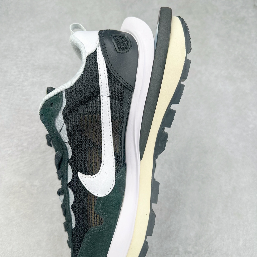 图片[7]-＃神版特价 Sacai x NK VaporWaffle 联名款华夫3.0潮流休闲增高运动鞋 海外高端零售专属订单 只服务市场百分之五高端客户 全套原楦原纸版原鞋开模 全网最具灵魂的版型 皮料卡色质感均保持原鞋一致 原装油墨Logo手工描漆 原装大底米色部分外尖内方 大底开口上翘弧度 后跟开口弧度高度原鞋一致 全鞋电脑针车 原厂鞋舌织唛标 原盒原配 中文合格证质保卡 客订外包保护盒‼️尺码：35.5 36 36.5 37.5 38 38.5 39 40 40.5 41 42 42.5 43 44 44.5 45 46 47.5-选品中心