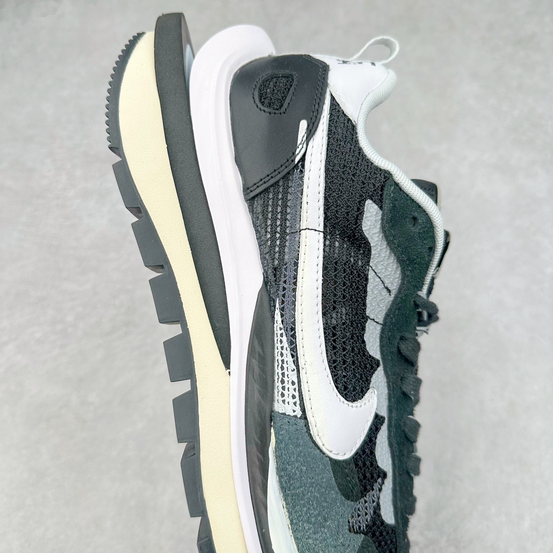 图片[6]-＃神版特价 Sacai x NK VaporWaffle 联名款华夫3.0潮流休闲增高运动鞋 海外高端零售专属订单 只服务市场百分之五高端客户 全套原楦原纸版原鞋开模 全网最具灵魂的版型 皮料卡色质感均保持原鞋一致 原装油墨Logo手工描漆 原装大底米色部分外尖内方 大底开口上翘弧度 后跟开口弧度高度原鞋一致 全鞋电脑针车 原厂鞋舌织唛标 原盒原配 中文合格证质保卡 客订外包保护盒‼️尺码：35.5 36 36.5 37.5 38 38.5 39 40 40.5 41 42 42.5 43 44 44.5 45 46 47.5-选品中心