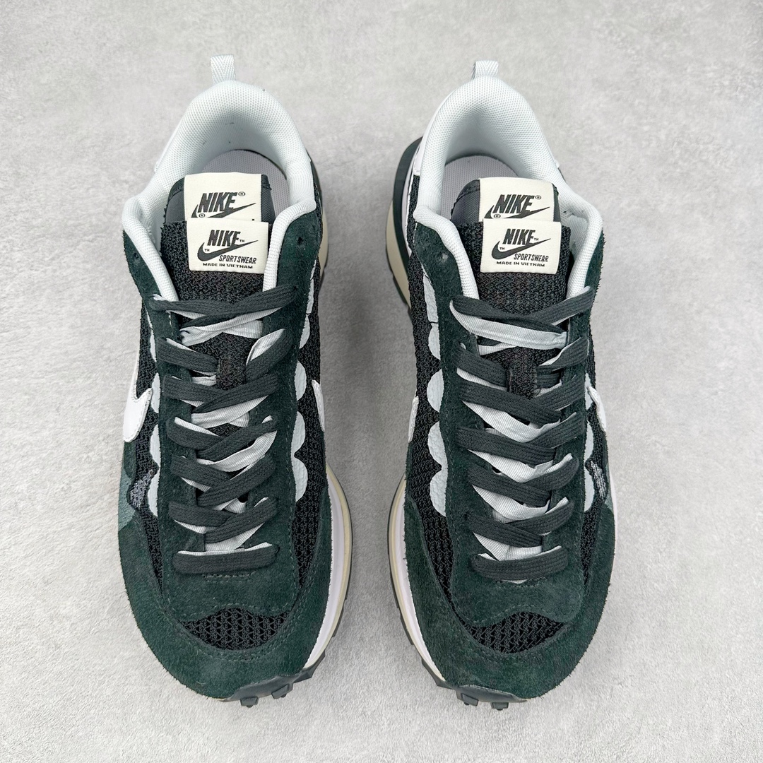 图片[2]-＃神版特价 Sacai x NK VaporWaffle 联名款华夫3.0潮流休闲增高运动鞋 海外高端零售专属订单 只服务市场百分之五高端客户 全套原楦原纸版原鞋开模 全网最具灵魂的版型 皮料卡色质感均保持原鞋一致 原装油墨Logo手工描漆 原装大底米色部分外尖内方 大底开口上翘弧度 后跟开口弧度高度原鞋一致 全鞋电脑针车 原厂鞋舌织唛标 原盒原配 中文合格证质保卡 客订外包保护盒‼️尺码：35.5 36 36.5 37.5 38 38.5 39 40 40.5 41 42 42.5 43 44 44.5 45 46 47.5-选品中心