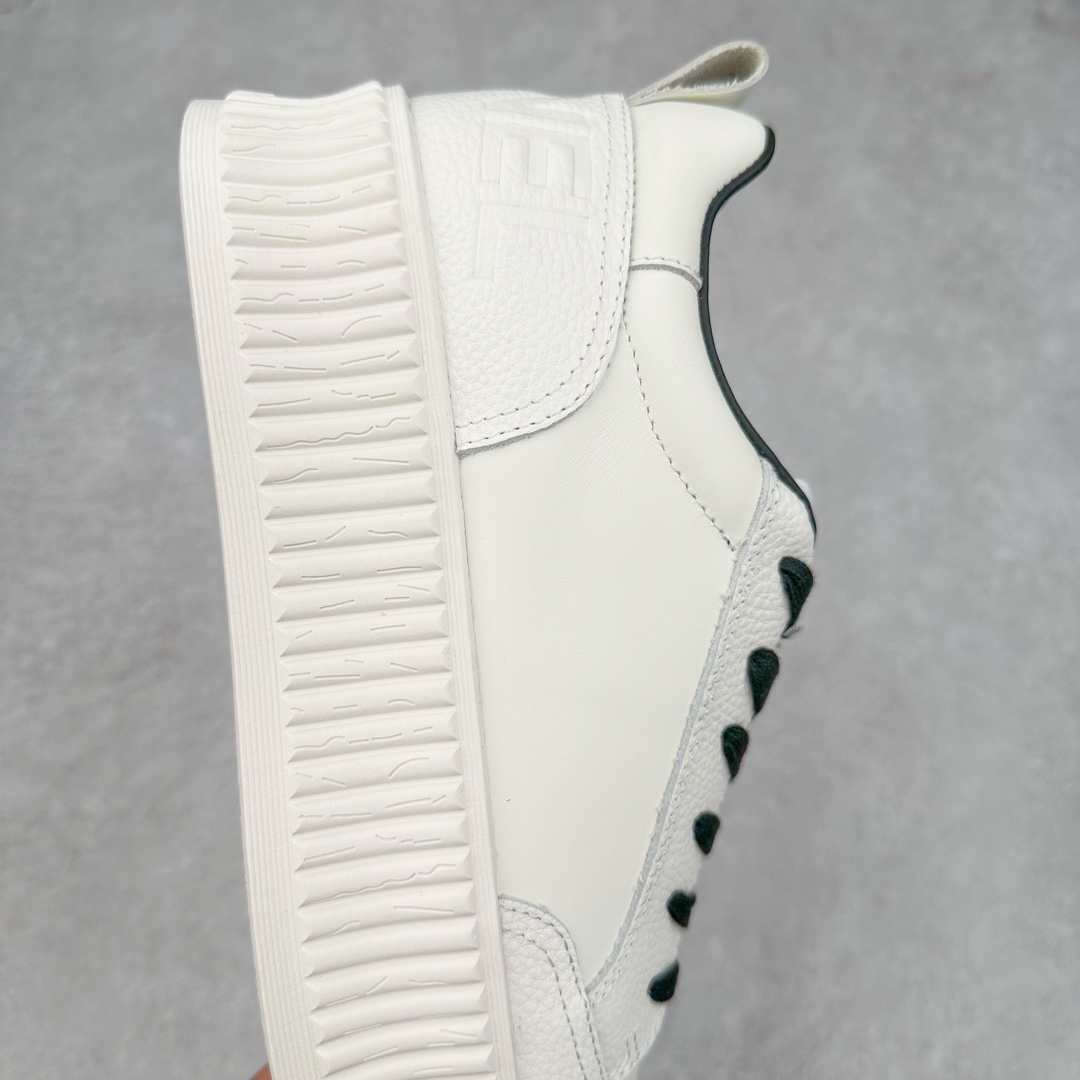 图片[6]-Chanel香奈儿—2023专柜顶级休闲款运动鞋 这款经典设计；鞋面多种工艺风格；大底却时尚运动；不平凡的拥入了多种配色元素…… 多元化混搭非常好看百搭，休闲，时尚，运动，户外都能兼顾…… ꫛꫀꪝ Go➫ 材料： ❶鞋面采用： 原版进口高丝光牛皮+防水羽绒 ❷内里采用： 原版进口透气网 ❸大底根据： 原版TPU组合大底 专柜精品包装全套女35–40-选品中心