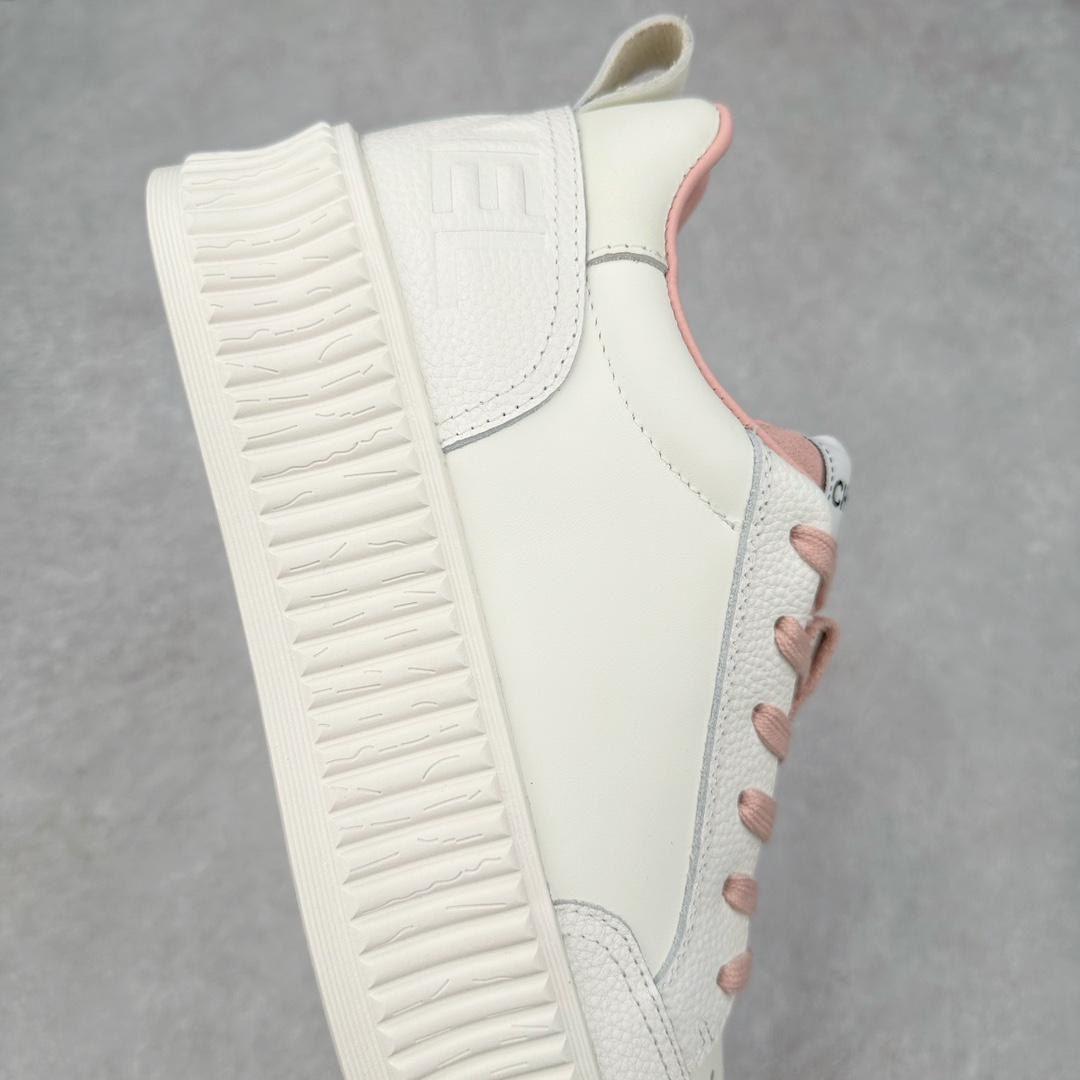 图片[6]-Chanel香奈儿—2023专柜顶级休闲款运动鞋 这款经典设计；鞋面多种工艺风格；大底却时尚运动；不平凡的拥入了多种配色元素…… 多元化混搭非常好看百搭，休闲，时尚，运动，户外都能兼顾…… ꫛꫀꪝ Go➫ 材料： ❶鞋面采用： 原版进口高丝光牛皮+防水羽绒 ❷内里采用： 原版进口透气网 ❸大底根据： 原版TPU组合大底 专柜精品包装全套女35–40-选品中心