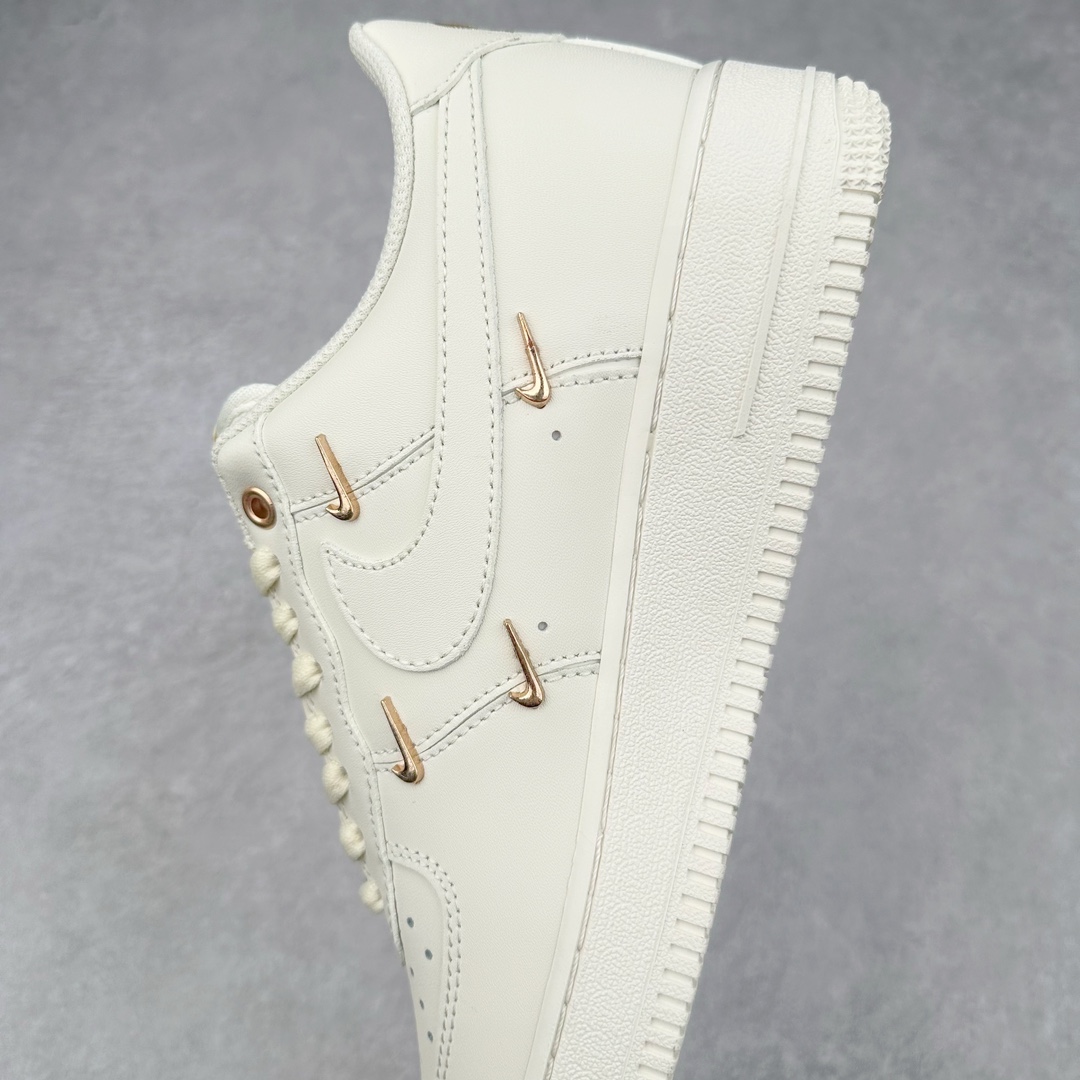 图片[7]-NK Air Force 1´07 Low 空军一号低帮百搭休闲运动板鞋 ZH0316-040 柔软、弹性十足的缓震性能和出色的中底设计 横跨复古与现代的外型结合 造就出风靡全球 三十多年的Force 1 直到今天还深受青睐 尺码：36 36.5 37.5 38 38.5 39 40 40.5 41 42 42.5 43 44 44.5 45-选品中心