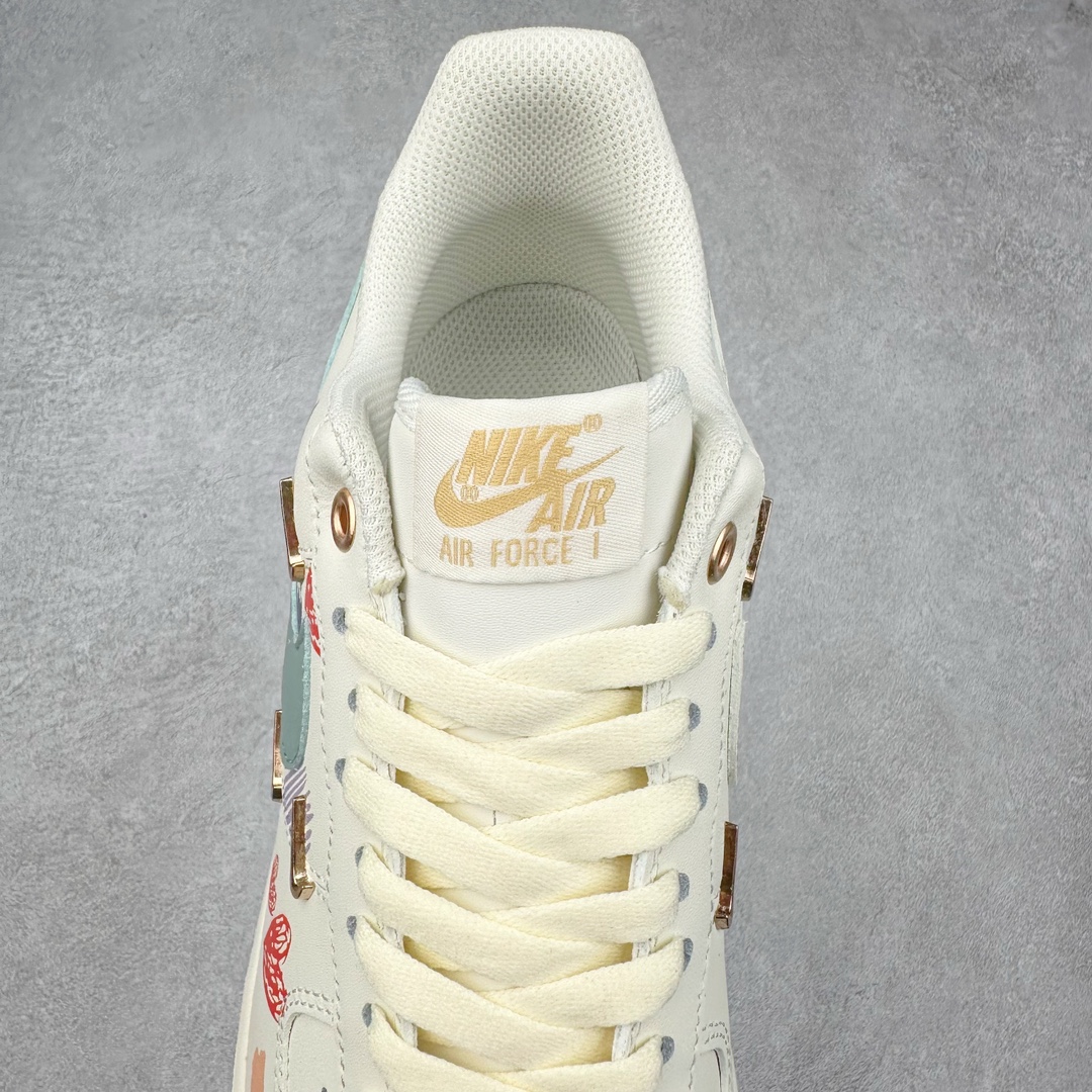 图片[5]-NK Air Force 1´07 Low 空军一号低帮百搭休闲运动板鞋 ZH0316-040 柔软、弹性十足的缓震性能和出色的中底设计 横跨复古与现代的外型结合 造就出风靡全球 三十多年的Force 1 直到今天还深受青睐 尺码：36 36.5 37.5 38 38.5 39 40 40.5 41 42 42.5 43 44 44.5 45-选品中心