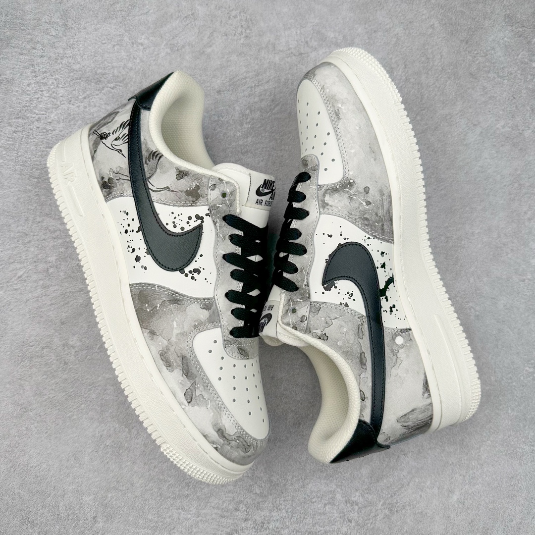 图片[3]-NK Air Force 1´07 Low 空军一号低帮百搭休闲运动板鞋 BL1522-089 柔软、弹性十足的缓震性能和出色的中底设计 横跨复古与现代的外型结合 造就出风靡全球 三十多年的Force 1 直到今天还深受青睐 尺码：36 36.5 37.5 38 38.5 39 40 40.5 41 42 42.5 43 44 44.5 45-选品中心