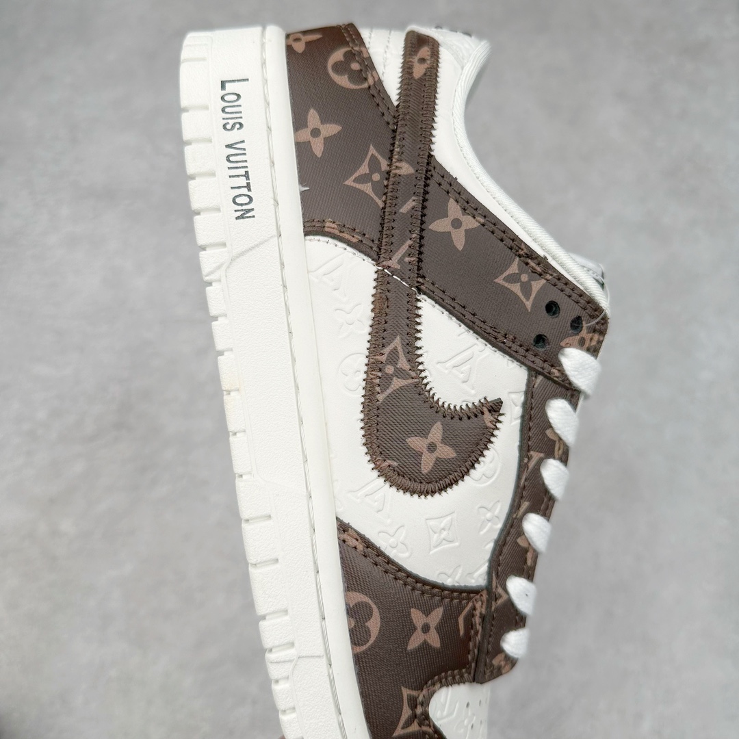 图片[6]-NK Dunk Low 定制配色 DQ1098-360 大厂出品 极力推荐 原装头层材料 独家版型蒸餾加工帶來的是更好的视觉和脚感体验大厂纯原品质出货 清洁度 电绣工艺 皮料切割干净无任何毛边 细节完美 尺码：36 36.5 37.5 38 38.5 39 40 40.5 41 42 42.5 43 44 44.5 45 46 47.5-选品中心