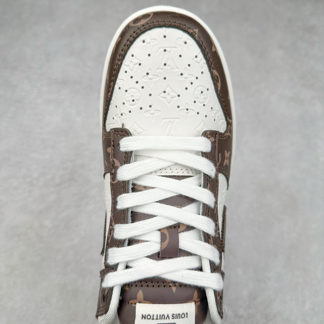 图片[4]-NK Dunk Low 定制配色 DQ1098-360 大厂出品 极力推荐 原装头层材料 独家版型蒸餾加工帶來的是更好的视觉和脚感体验大厂纯原品质出货 清洁度 电绣工艺 皮料切割干净无任何毛边 细节完美 尺码：36 36.5 37.5 38 38.5 39 40 40.5 41 42 42.5 43 44 44.5 45 46 47.5-选品中心