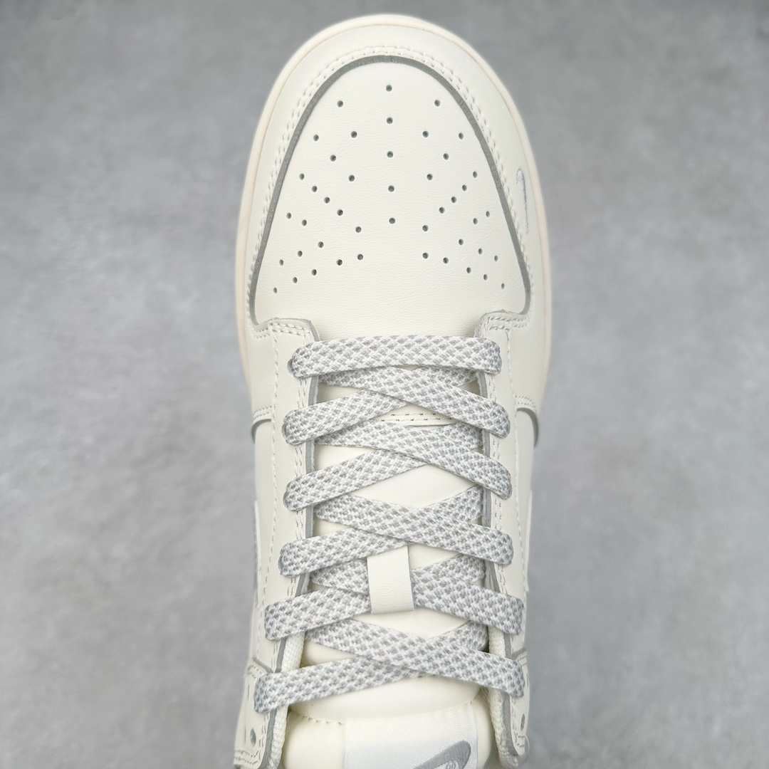 图片[4]-NK Dunk Low 定制配色 XX2025-628 大厂出品 极力推荐 原装头层材料 独家版型蒸餾加工帶來的是更好的视觉和脚感体验大厂纯原品质出货 清洁度 电绣工艺 皮料切割干净无任何毛边 细节完美 尺码：36 36.5 37.5 38 38.5 39 40 40.5 41 42 42.5 43 44 44.5 45 46 47.5-选品中心