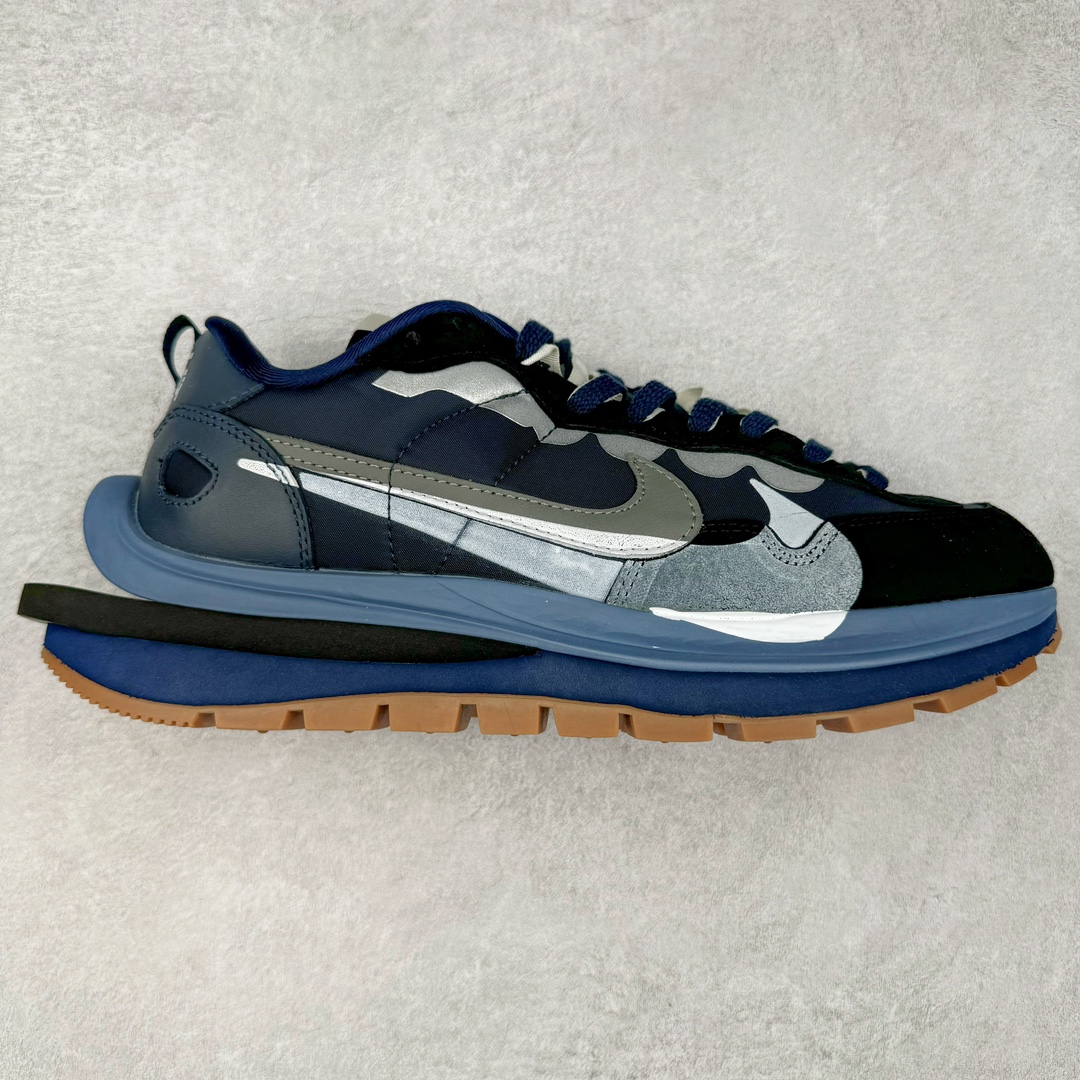 图片[2]-＃神版特价 Sacai x NK VaporWaffle 联名款华夫3.0潮流休闲增高运动鞋 海外高端零售专属订单 只服务市场百分之五高端客户 全套原楦原纸版原鞋开模 全网最具灵魂的版型 皮料卡色质感均保持原鞋一致 原装油墨Logo手工描漆 原装大底米色部分外尖内方 大底开口上翘弧度 后跟开口弧度高度原鞋一致 全鞋电脑针车 原厂鞋舌织唛标 原盒原配 中文合格证质保卡 客订外包保护盒‼️尺码：35.5 36 36.5 37.5 38 38.5 39 40 40.5 41 42 42.5 43 44 44.5 45 46 47.5-选品中心