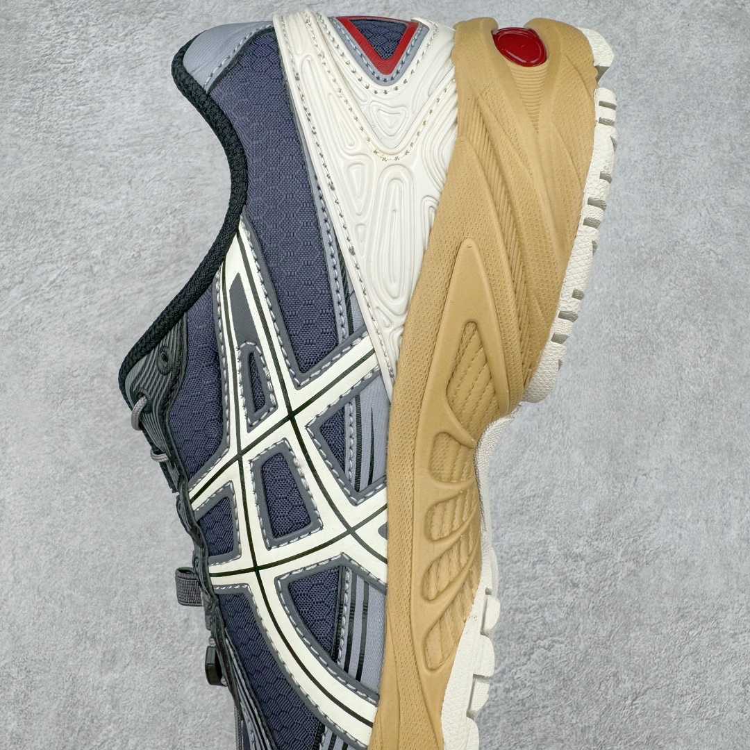 图片[7]-＃Lw纯原 ASICS Gel-Kahana TR V4 亚瑟士机能户外风系列低帮轻量缓震休闲运动跑步鞋 身处城市的喧嚣，内心的想象却永不停歇，Z世代处于现实的繁忙中始终想象着生活的另一种可能和对未知的展望。想象并非背离现实，而是对自我最真实的期待。为鼓励新世代青年唤起对自我的正向的想象，并展开积极的行动，ASICS亚瑟士于2024释出全新主题——唤想自定义。率先推出鞋款GEL-KAHANA TR V4，将出色的城市潮流与户外机能融为一体，实现无界想象与唤回真实自我的完美连结。于城市绽放姿态，唤想自定义。GEL-KAHANA TR V4融合了极具户外型格的设计细节。鞋款大底与中底采用了AHAR耐磨橡胶与GEL缓震胶技术，拥有良好的抓地力与舒适的穿着体验。鞋底所使用的一体化TPU稳定片，为更好地贴合GEL-KAHANA TR V4而全新开模再造，能有效防止脚部过度扭转与侧翻，在提供优秀稳定性的同时，进一步增强了鞋款的机能设计美学。快速系带系统在方便穿戴的同时，为户外运动提供了更优的防护。 GEL-KAHANA TR V4为日常穿着提供稳定、舒适的支撑，鼓励每个人在城市空间中的大胆探索，追寻无拘束的旷野之梦。尺码：36 37 37.5 38 39 39.5 40.5 41.5 42 42.5 43.5 44 44.5 45 46-选品中心