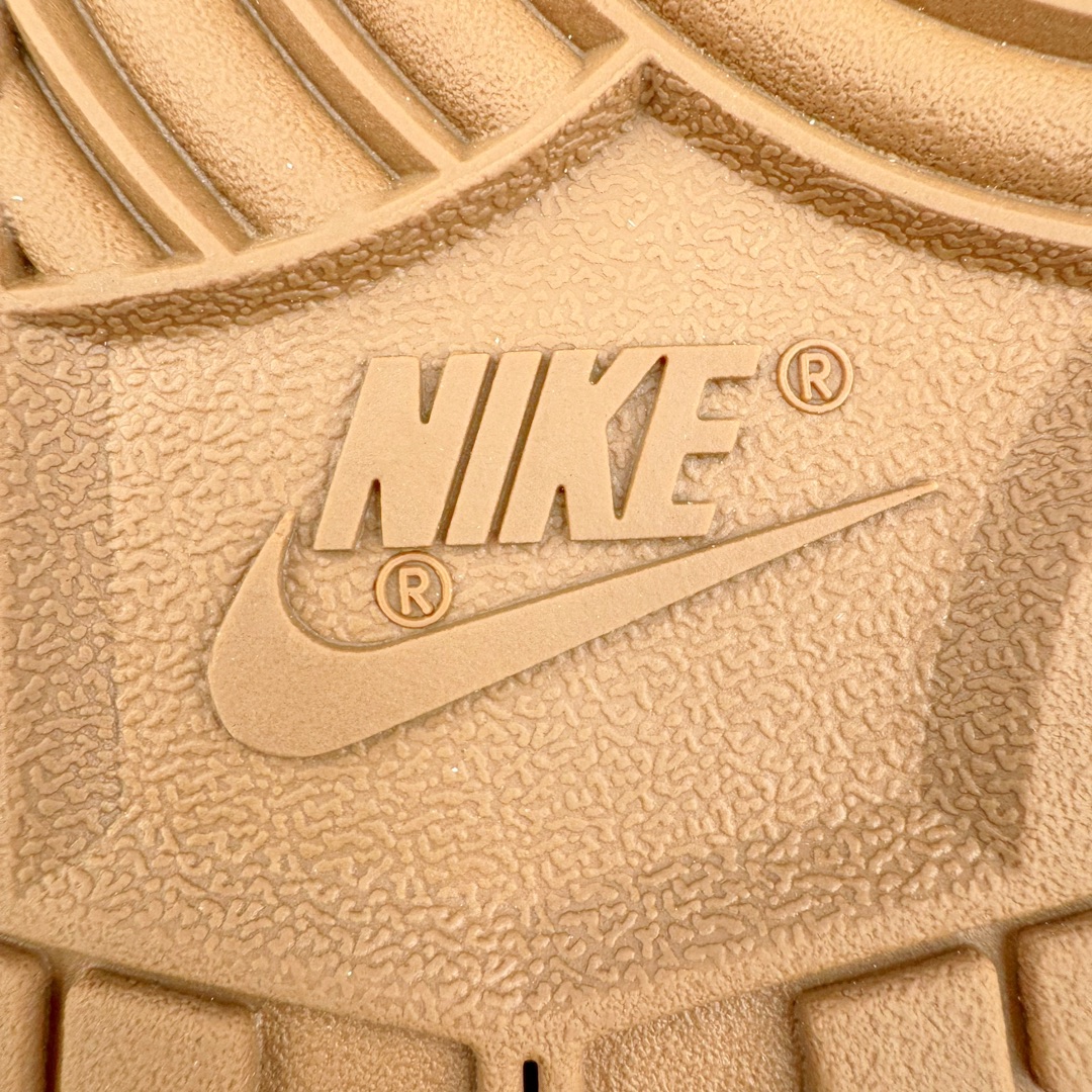 图片[21]-＃YC纯原 NK Dunk Low 国风礼盒红米 FB7160-161 定制系列天花板 无原鞋不开发 全系列得物原鞋一比一校对开发 配色持续更新中 终端对接 优势输出 全套原厂楦头原纸板数据档案倾力打造 原汁原味莞产 极致还原 圈内最强针车工艺 高端零售指定版 广东原厂配套原盒原标 鞋盒分三个尺码段 原厂冲刀 超高清洁度 全鞋零毛边皮料切割 采用原厂百宏鞋带以及原厂百宏织唛舌标 内标可供原厂几率过验 进口原装条纹中底布 四线拉帮白色点胶 原厂拉帮手法遵循公司 原厂电绣 极致还原 尺码：40 40.5 41 42 42.5 43 44 44.5 45 46-选品中心