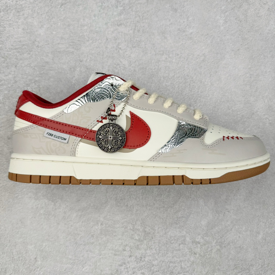 ＃YC纯原 NK Dunk Low 国风礼盒红米 FB7160-161 定制系列天花板 无原鞋不开发 全系列得物原鞋一比一校对开发 配色持续更新中 终端对接 优势输出 全套原厂楦头原纸板数据档案倾力打造 原汁原味莞产 极致还原 圈内最强针车工艺 高端零售指定版 广东原厂配套原盒原标 鞋盒分三个尺码段 原厂冲刀 超高清洁度 全鞋零毛边皮料切割 采用原厂百宏鞋带以及原厂百宏织唛舌标 内标可供原厂几率过验 进口原装条纹中底布 四线拉帮白色点胶 原厂拉帮手法遵循公司 原厂电绣 极致还原 尺码：40 40.5 41 42 42.5 43 44 44.5 45 46-选品中心